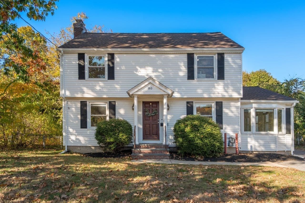 Single Family Residence at 80 Haverhill Street, Andover MA 01810, photo 3 of 30