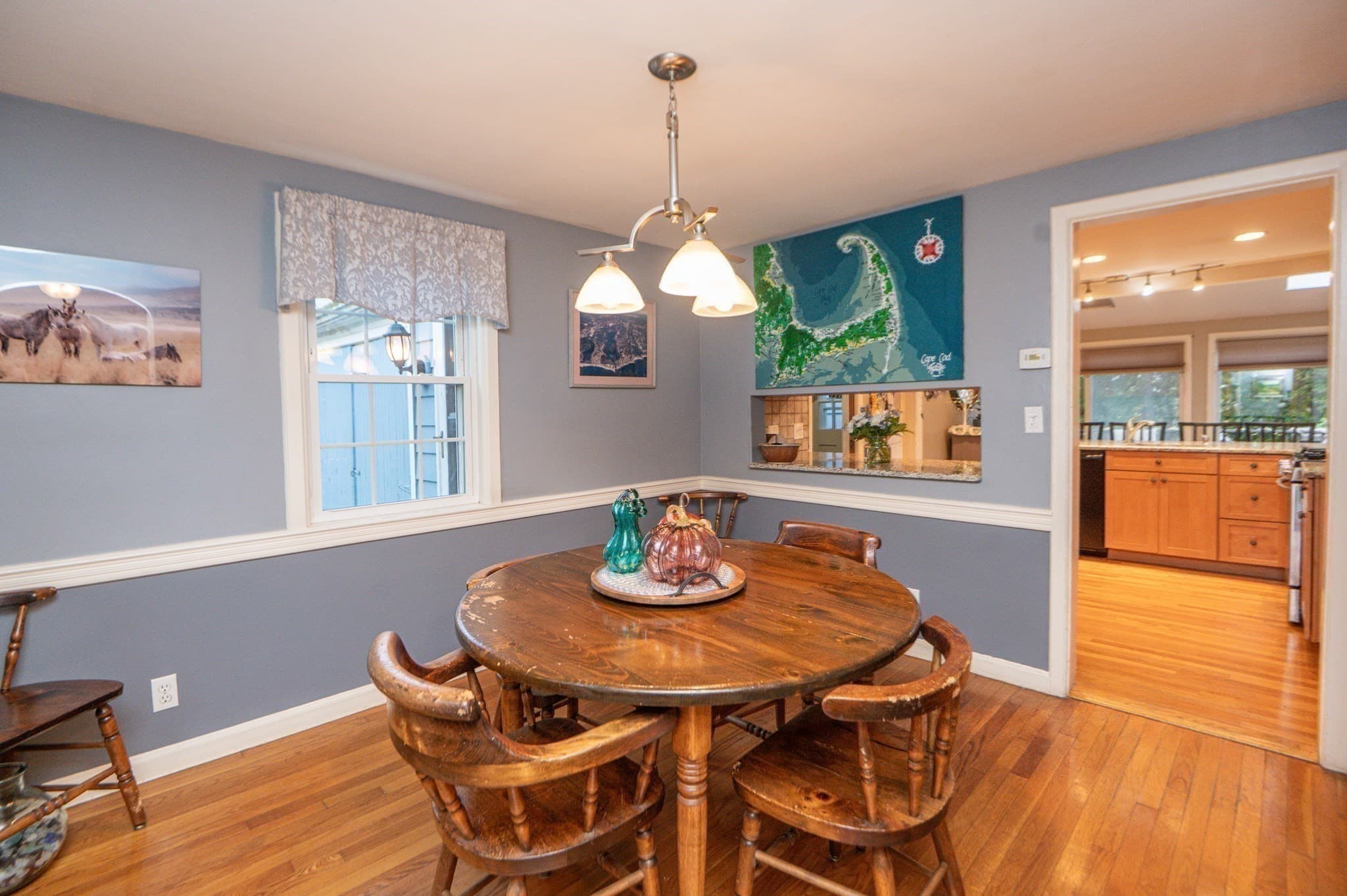 Single Family Residence at 41 Plymouth Ave, Swampscott MA 01907, photo 7 of 27