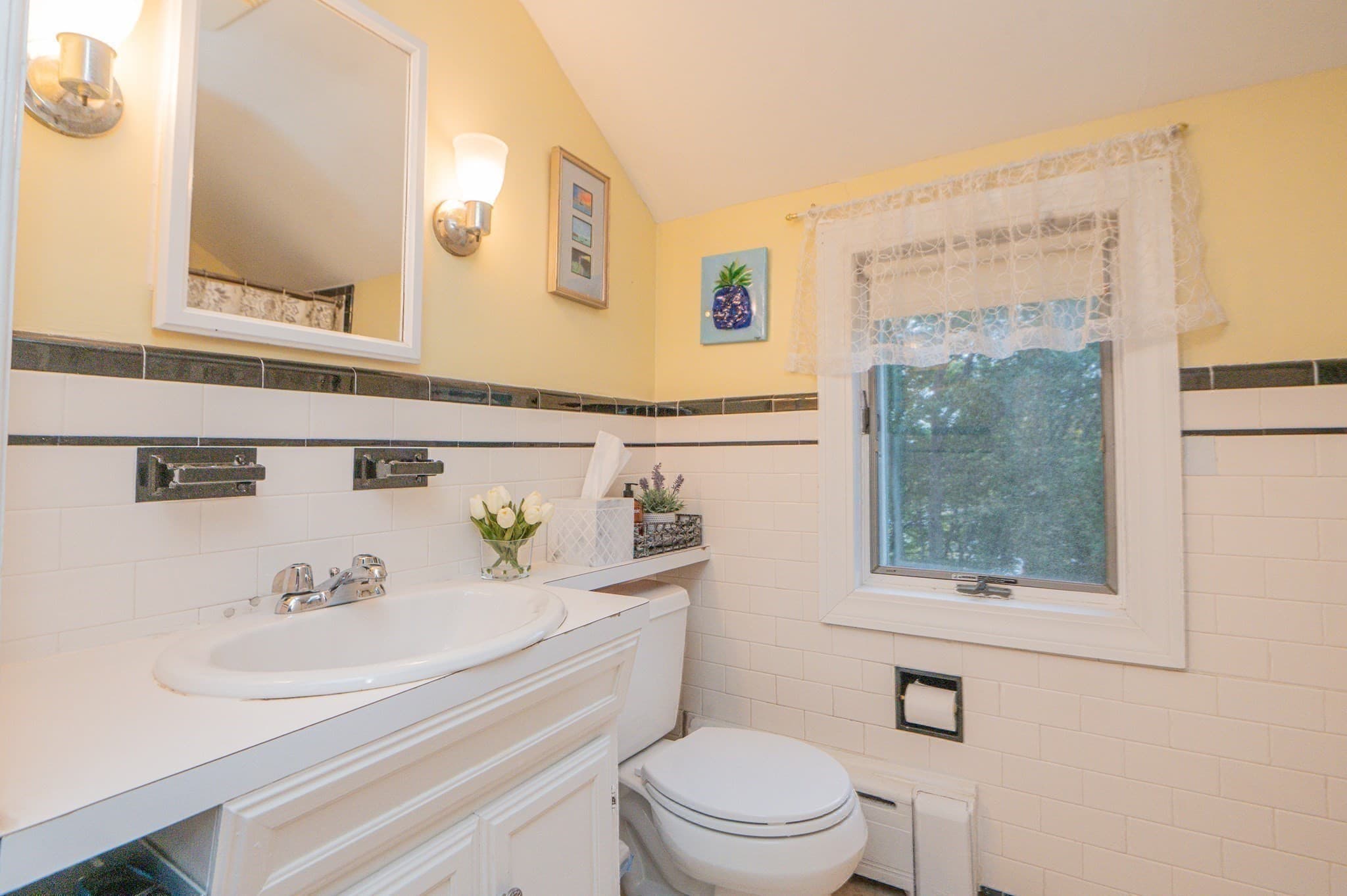 Single Family Residence at 41 Plymouth Ave, Swampscott MA 01907, photo 18 of 27