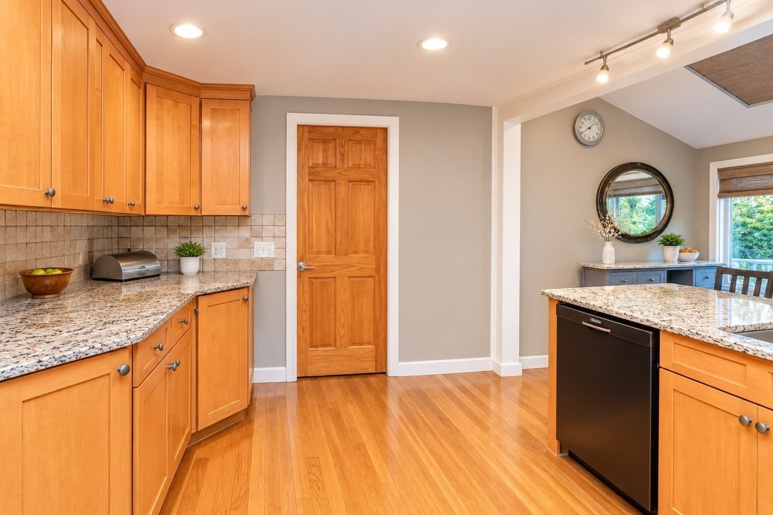 Single Family Residence at 41 Plymouth Ave, Swampscott MA 01907, photo 4 of 27