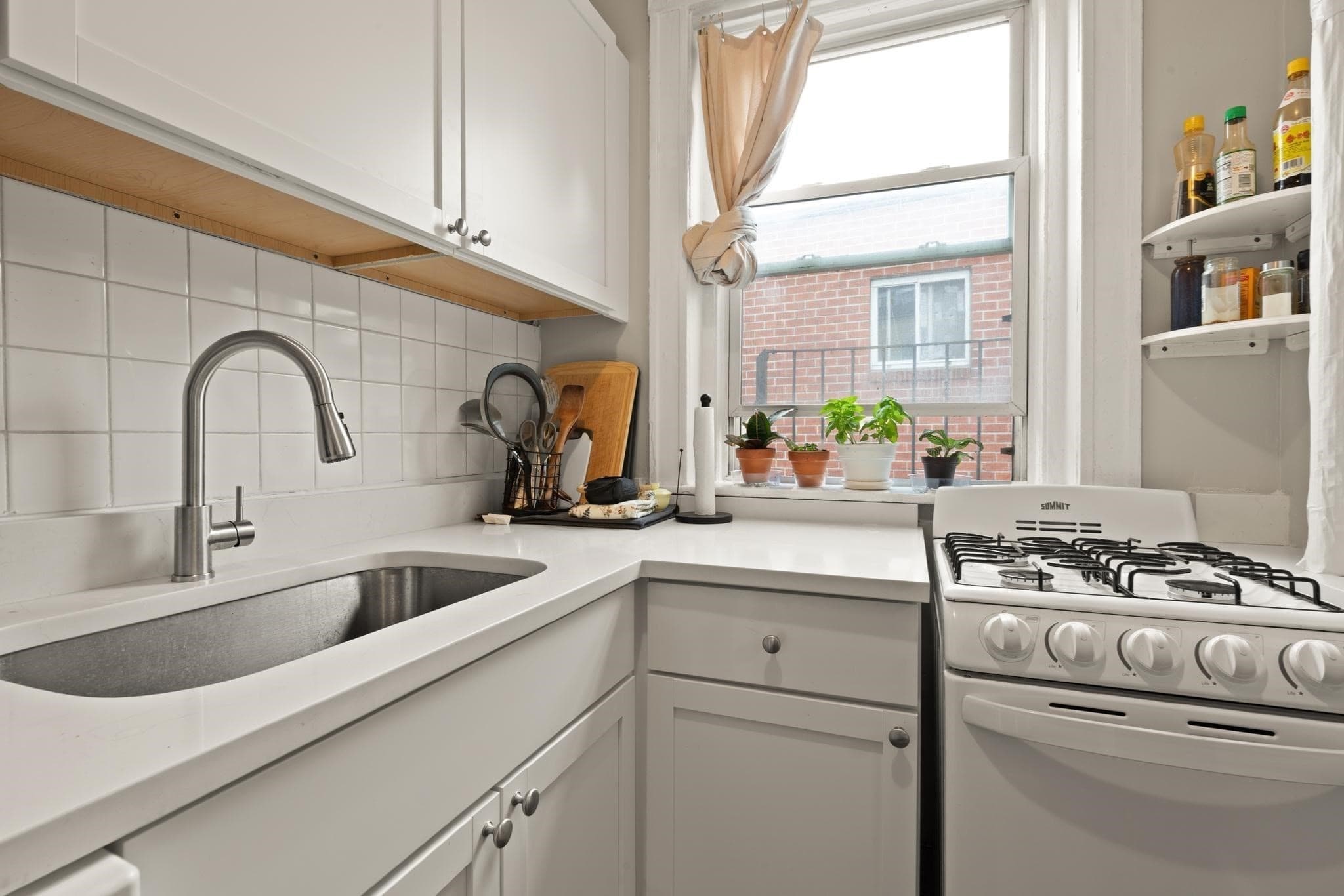 Condominium at 233 Kelton St # 12, Boston MA 02134, photo 7 of 21