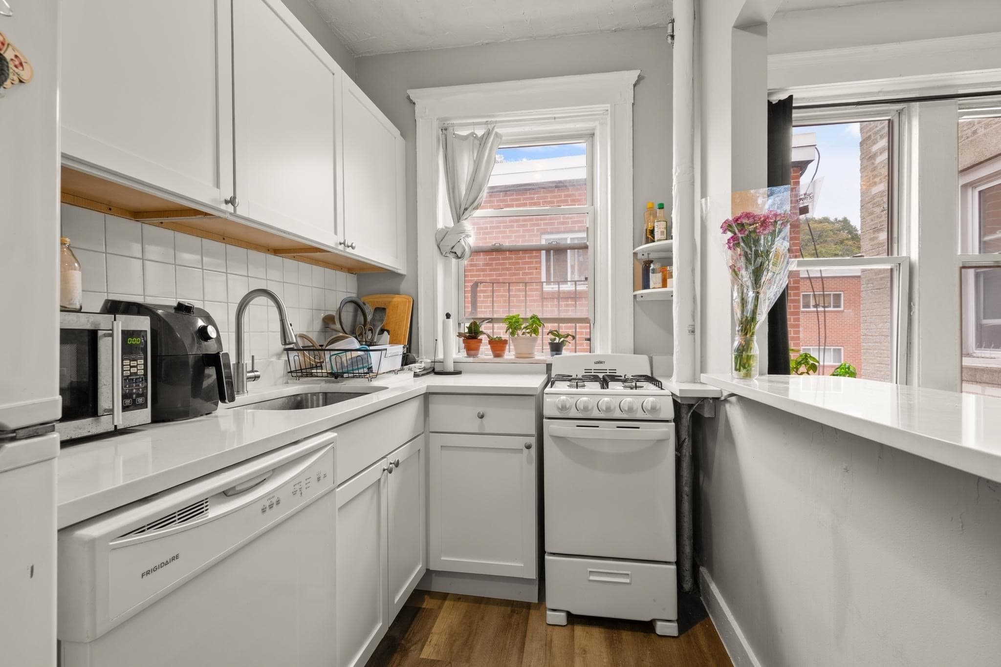 Condominium at 233 Kelton St # 12, Boston MA 02134, photo 3 of 21