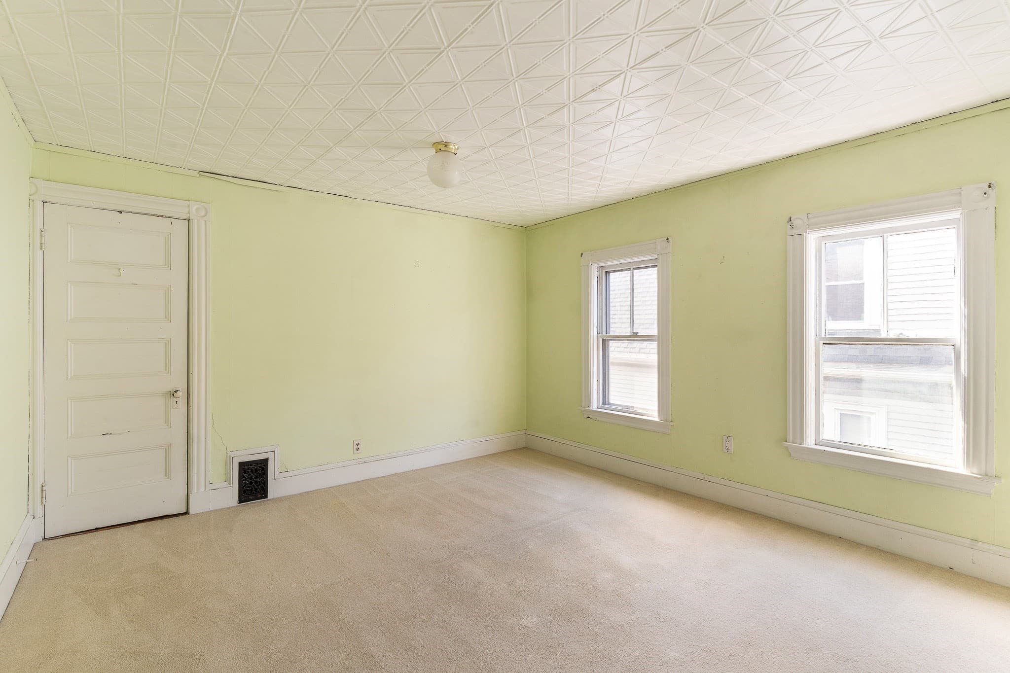 2 Family - 2 Units Up/Down at 386-388 Huron, Cambridge MA 02138, photo 18 of 36