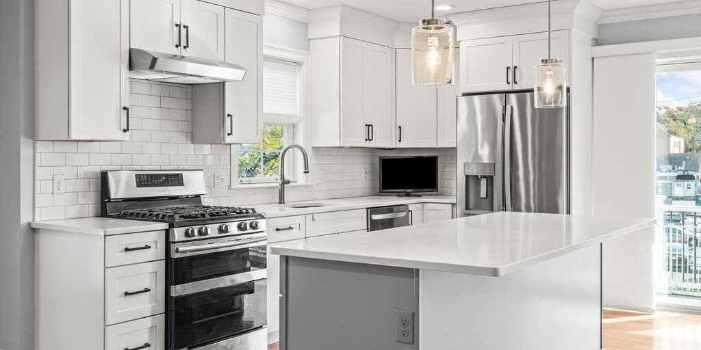 Condominium at 76 South Ave # 201, Natick MA 01760, photo 2 of 39