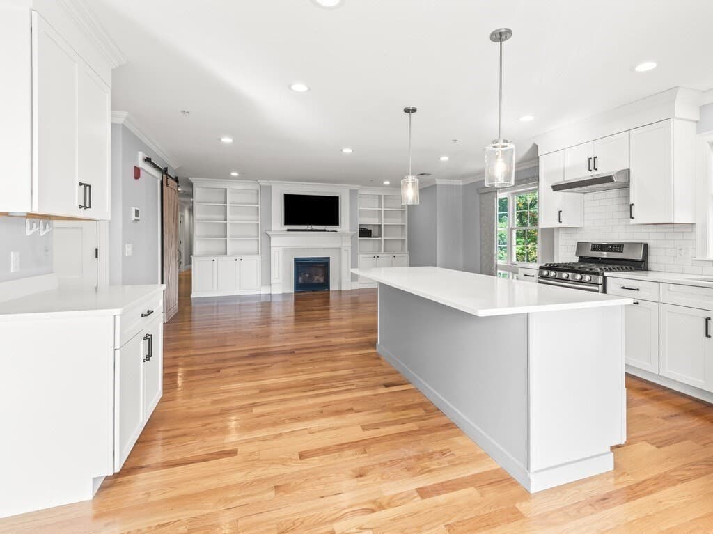 Condominium at 76 South Ave # 201, Natick MA 01760, photo 8 of 39