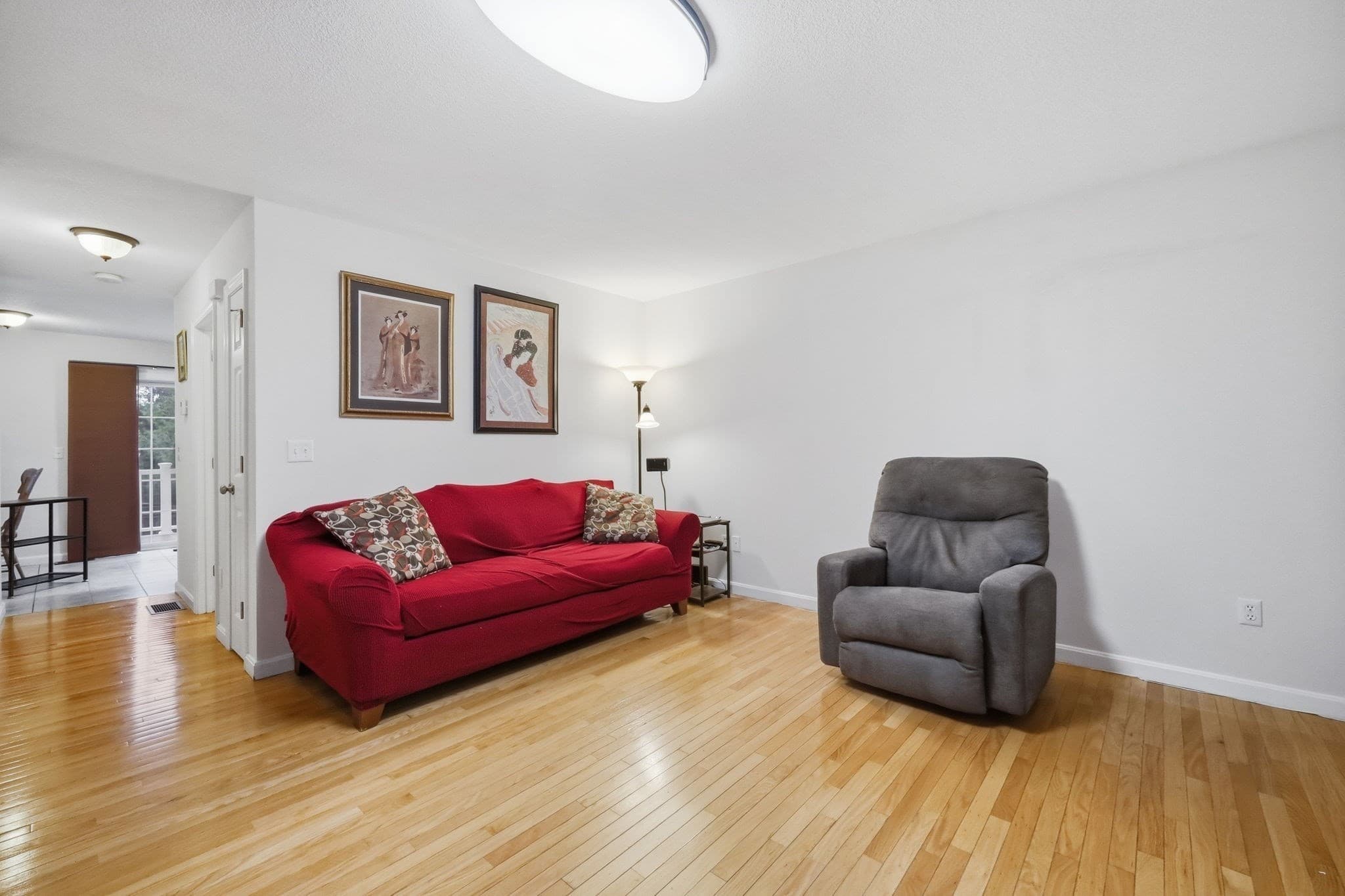 Condominium at 10 Regency Ct # 10, Chicopee MA 01020, photo 6 of 26