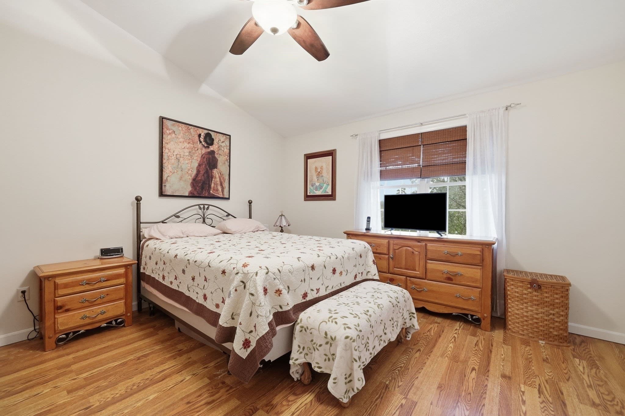 Condominium at 10 Regency Ct # 10, Chicopee MA 01020, photo 13 of 26