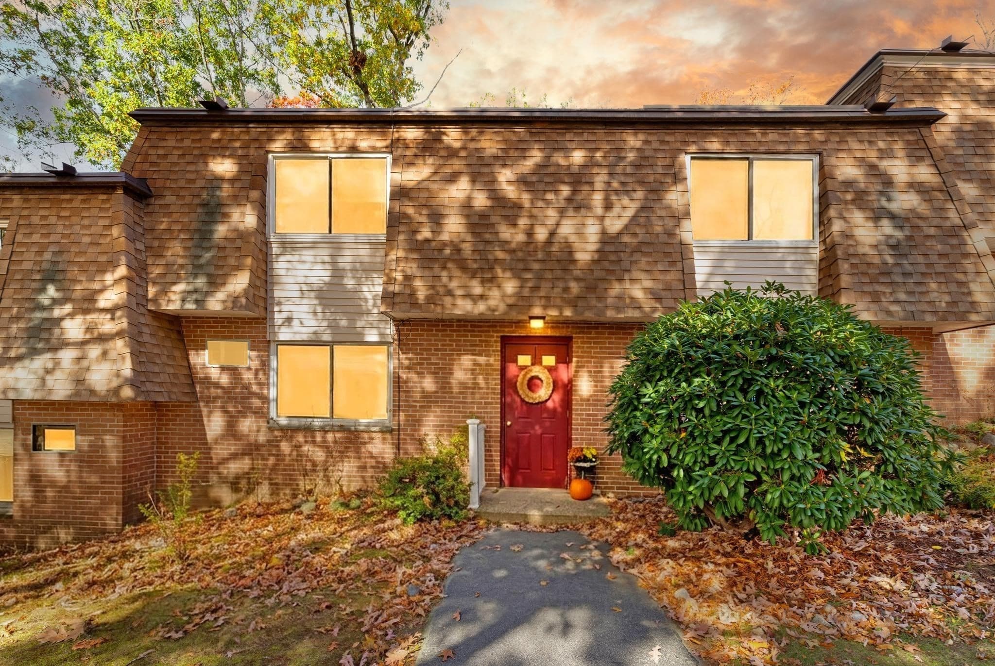 Condominium at 244 18th St # 3, Dracut MA 01826, photo 2 of 20