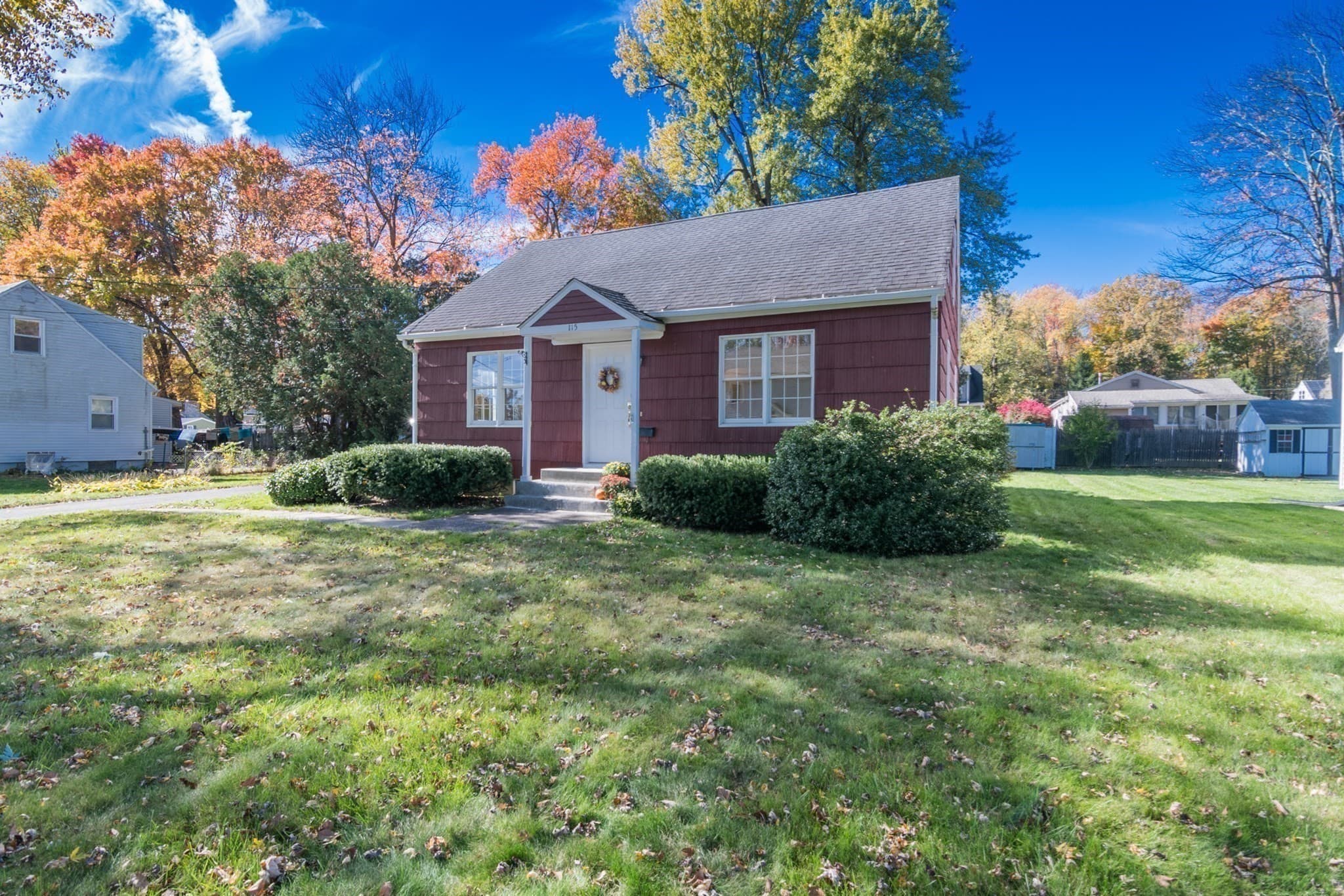 Single Family Residence at 115 Wolcott Avenue, West Springfield MA 01089, photo 2 of 36