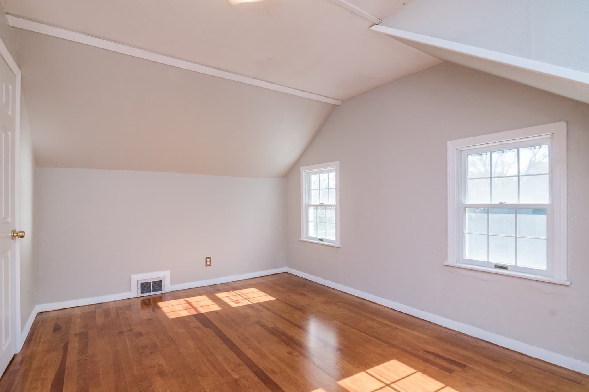 Single Family Residence at 115 Wolcott Avenue, West Springfield MA 01089, photo 22 of 36
