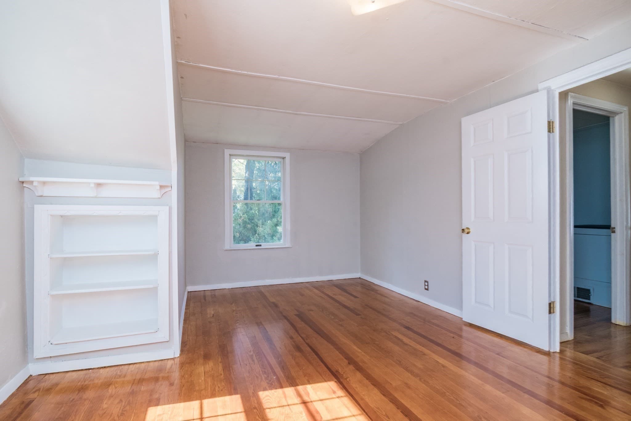 Single Family Residence at 115 Wolcott Avenue, West Springfield MA 01089, photo 21 of 36