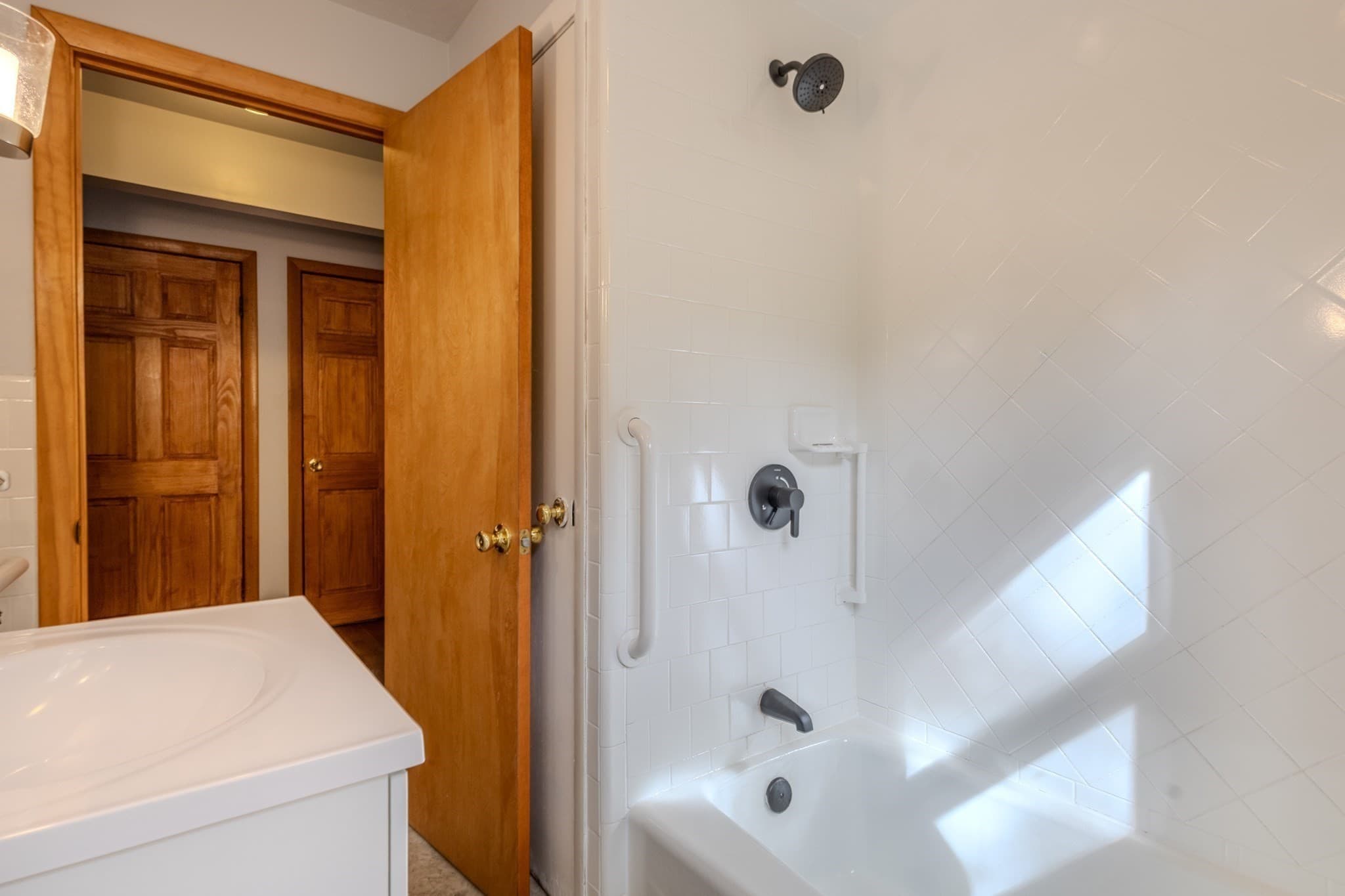 Single Family Residence at 148 Patterson St, Attleboro MA 02703, photo 13 of 40