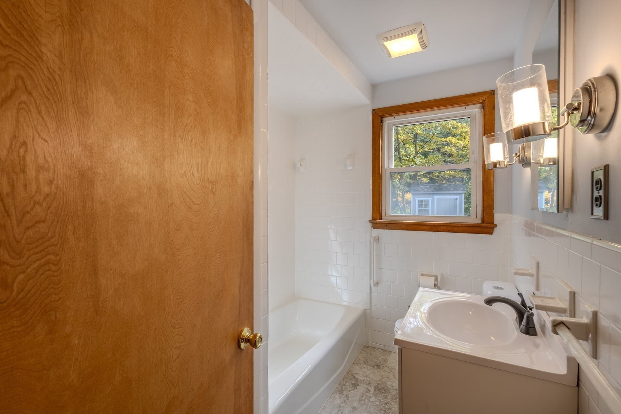 Single Family Residence at 148 Patterson St, Attleboro MA 02703, photo 11 of 40