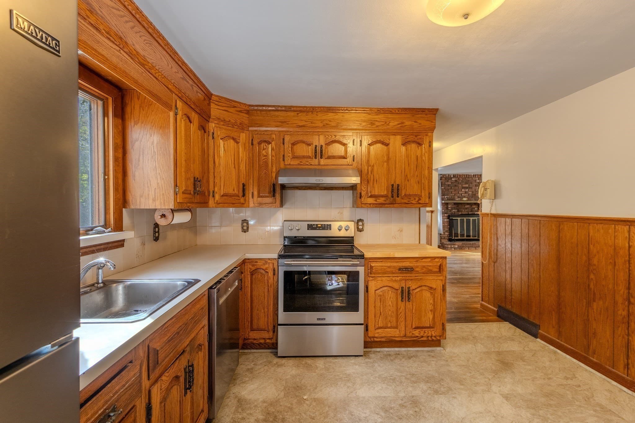 Single Family Residence at 148 Patterson St, Attleboro MA 02703, photo 8 of 40