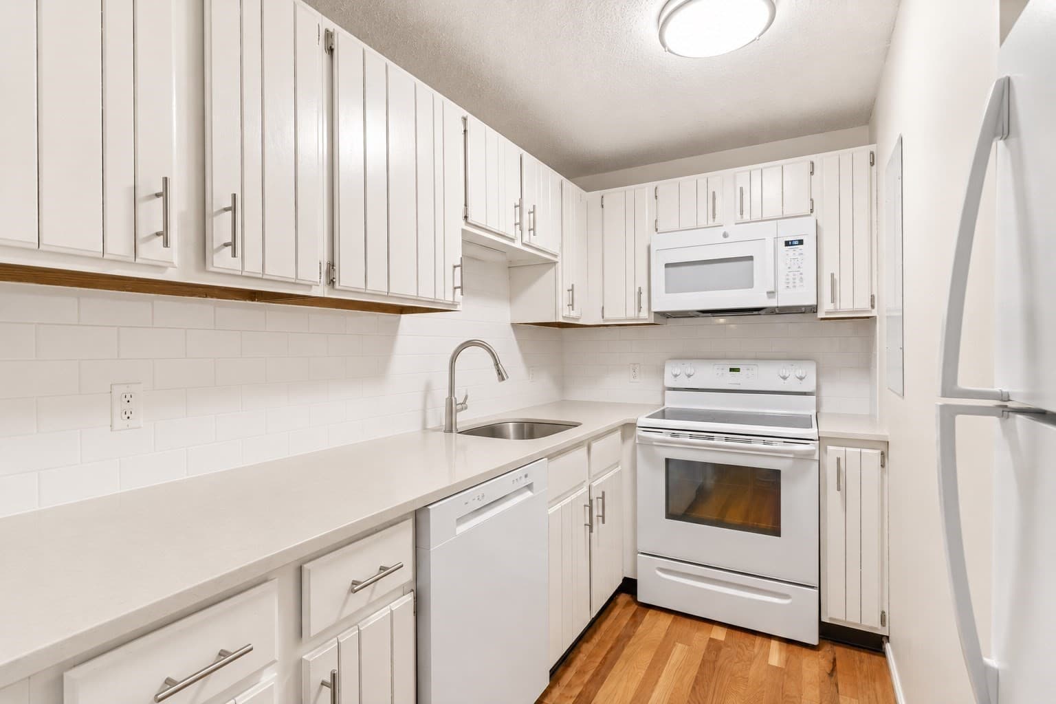 Condominium at 15 Main Street # B, Boston MA 02129, photo 7 of 11