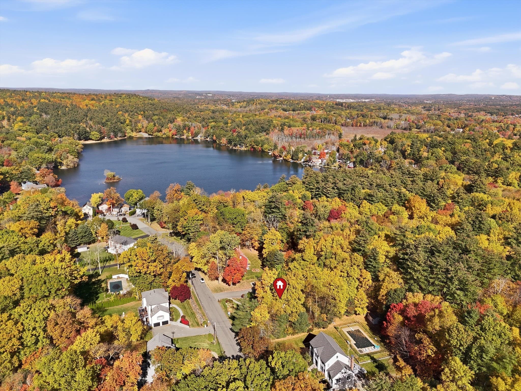 Single Family Residence at 7 Country Lake Road, Methuen MA 01844, photo 3 of 42