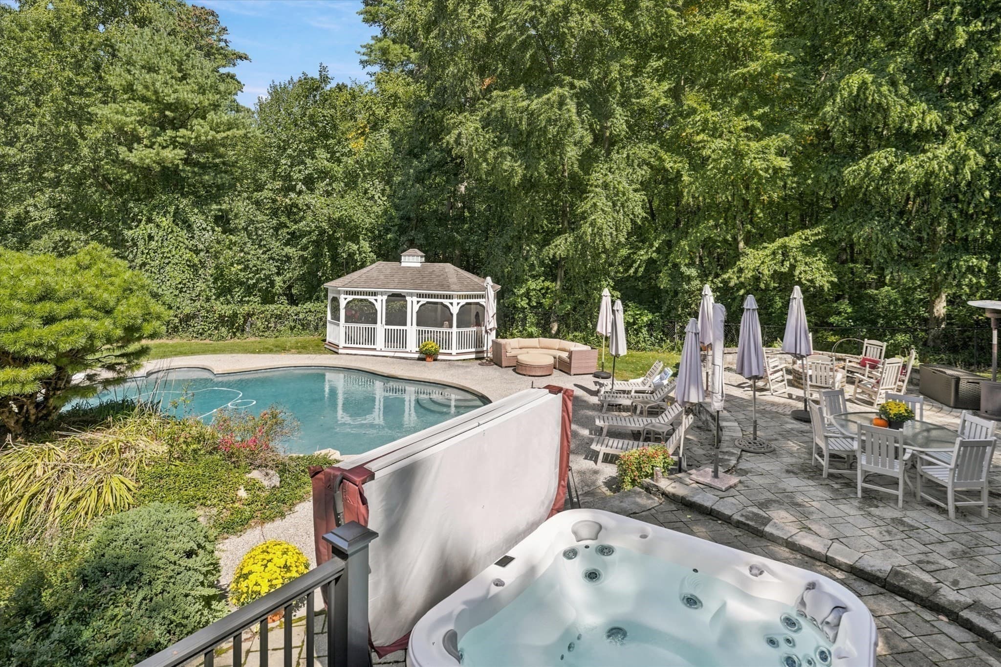 Single Family Residence at 7 Country Lake Road, Methuen MA 01844, photo 38 of 42