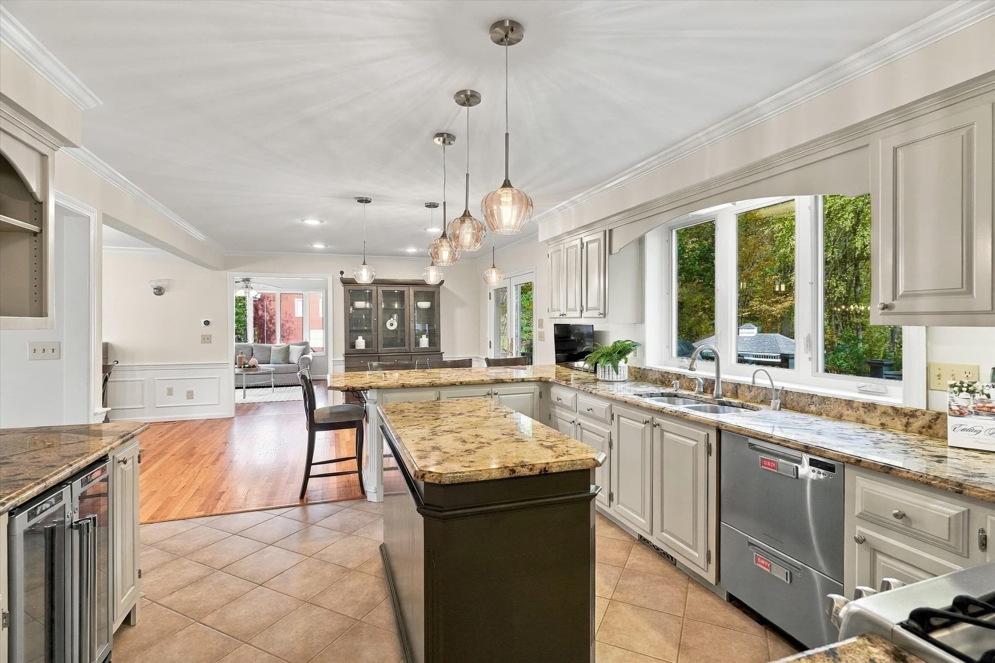 Single Family Residence at 7 Country Lake Road, Methuen MA 01844, photo 15 of 42