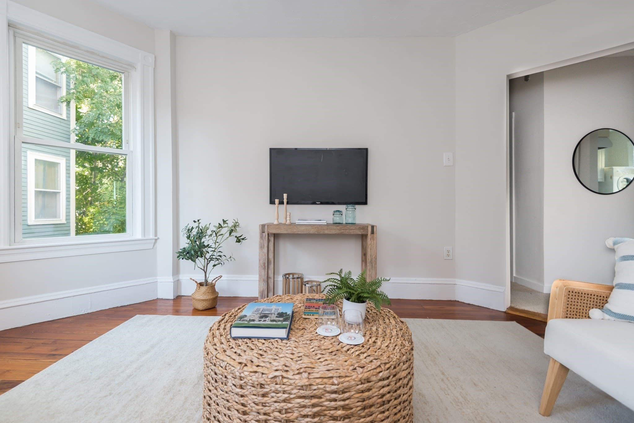Condominium at 16-1/2 Magnolia Ave # 2, Cambridge MA 02138, photo 9 of 28