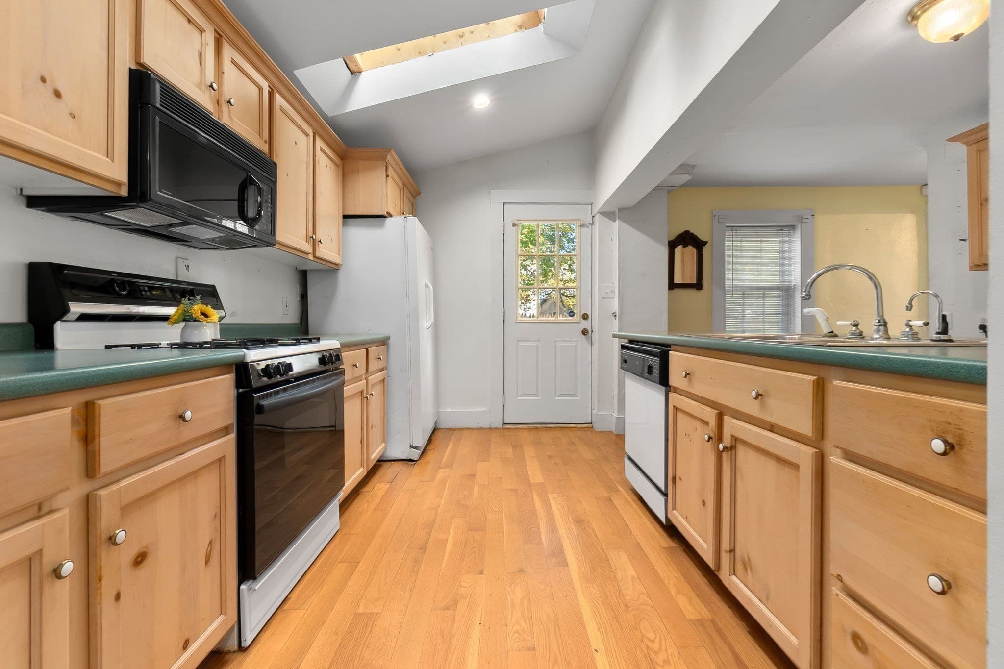 Single Family Residence at 54 Buffum Street, Salem MA 01970, photo 10 of 28
