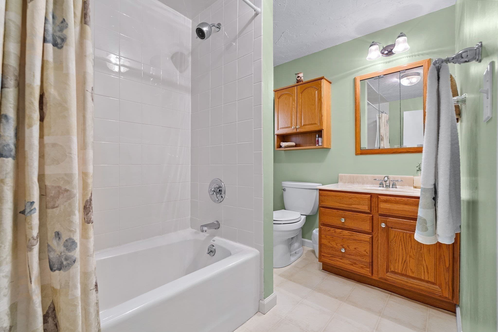 Single Family Residence at 1 Indian Meadow Drive, Northborough MA 01532, photo 28 of 42