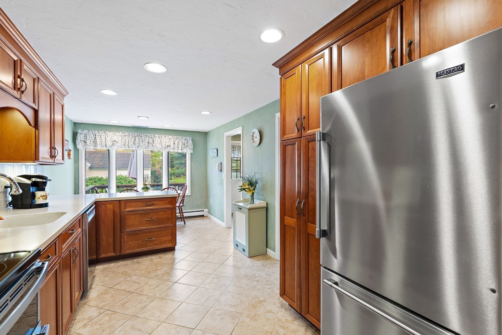 Single Family Residence at 1 Indian Meadow Drive, Northborough MA 01532, photo 9 of 42
