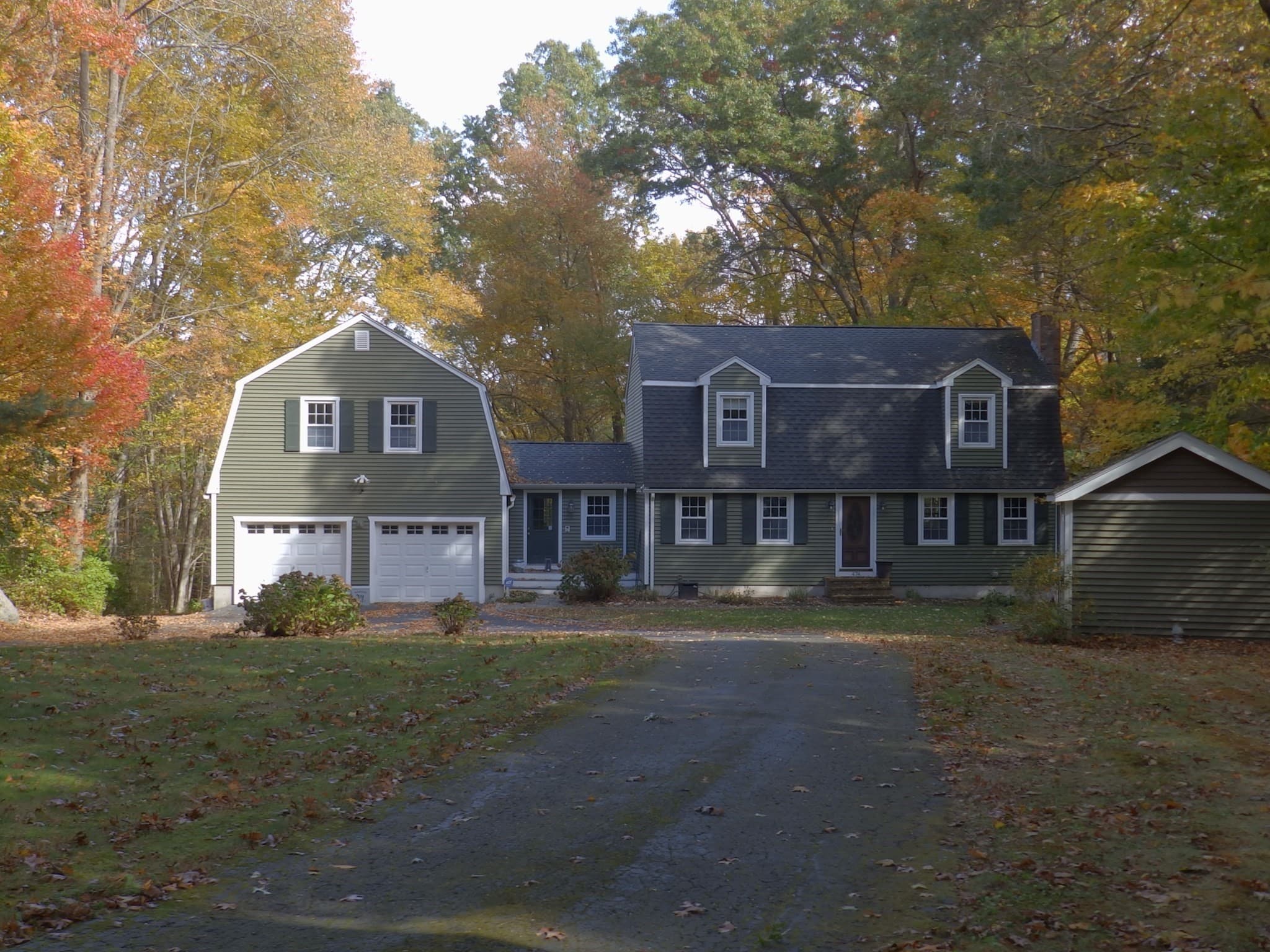 Single Family Residence at 474 Pike Ue, Attleboro MA 02703, photo 2 of 27