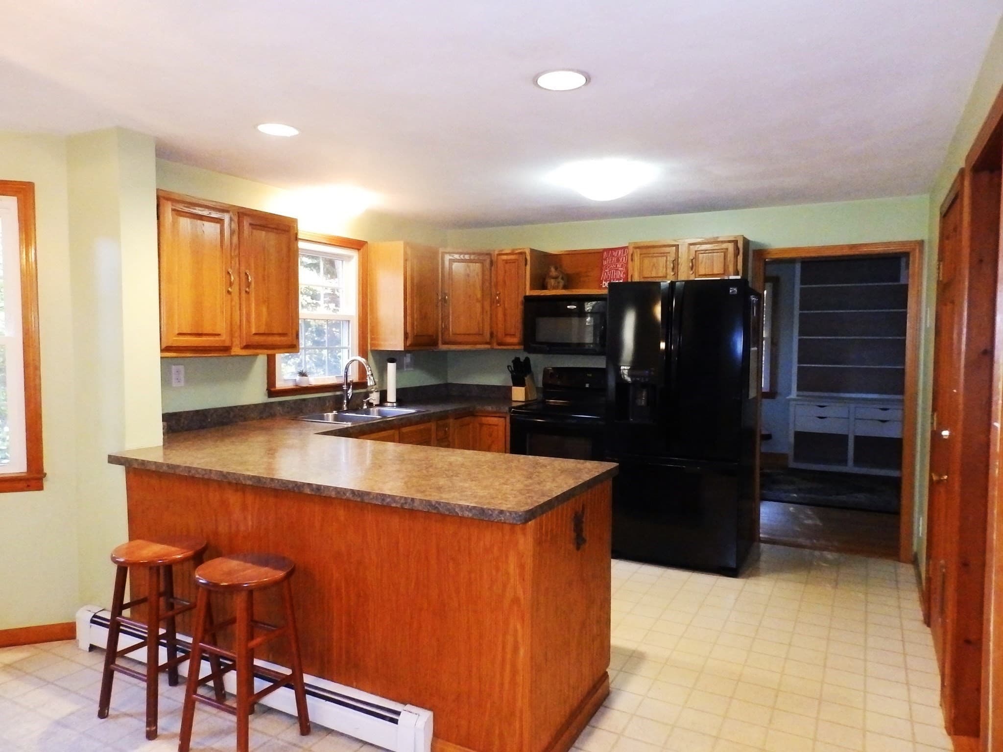 Single Family Residence at 474 Pike Ue, Attleboro MA 02703, photo 7 of 27