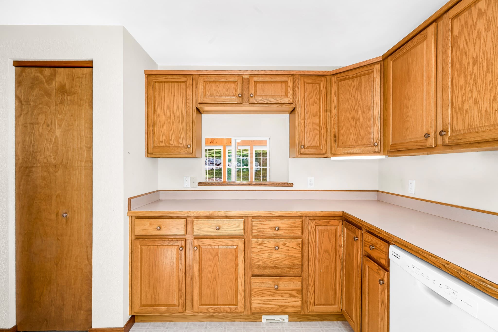 Condominium at 25 Centerview Rd # 25, Atkinson NH 03811, photo 16 of 27