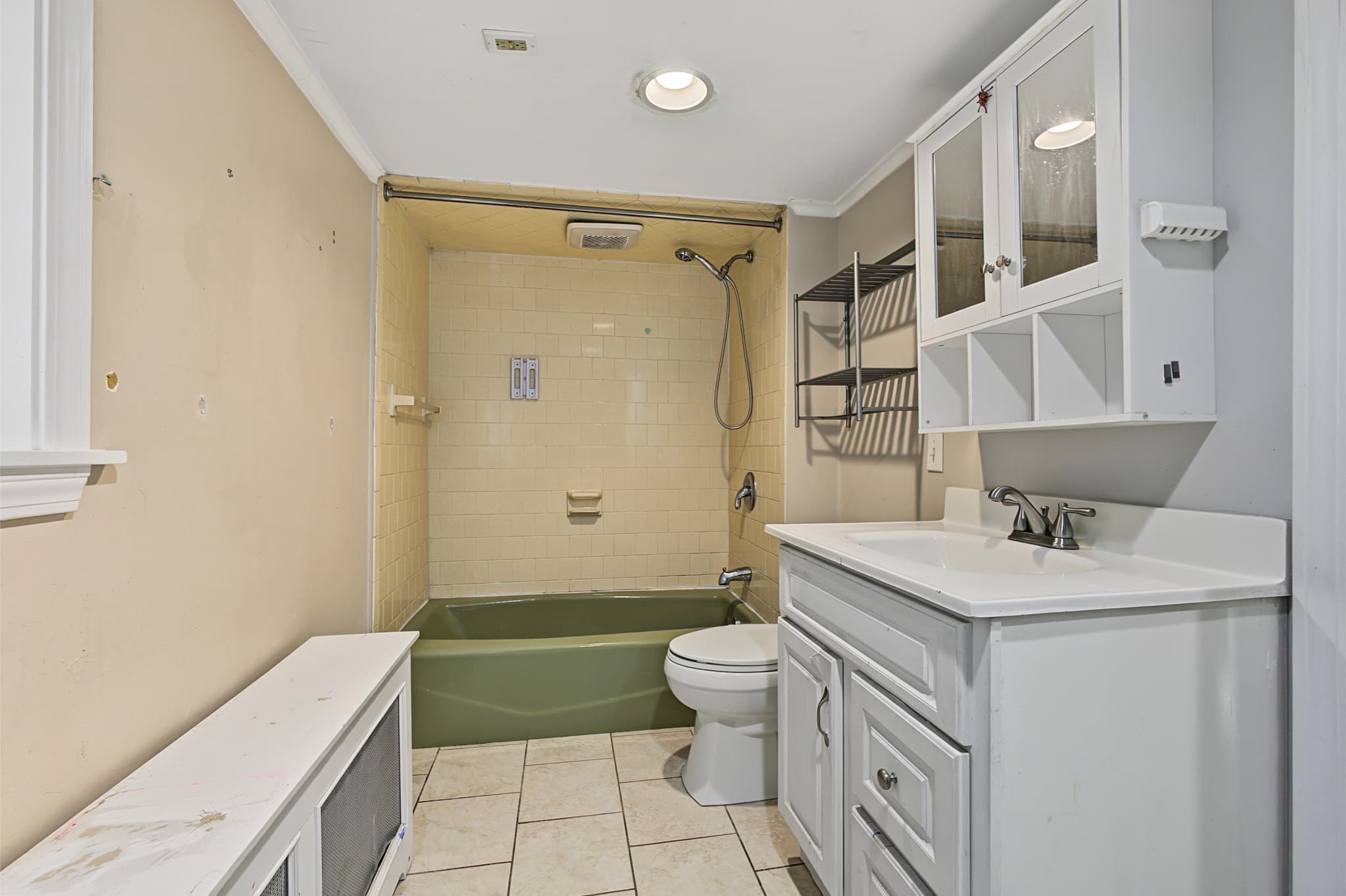 Single Family Residence at 24 Foley St, Attleboro MA 02703, photo 10 of 22