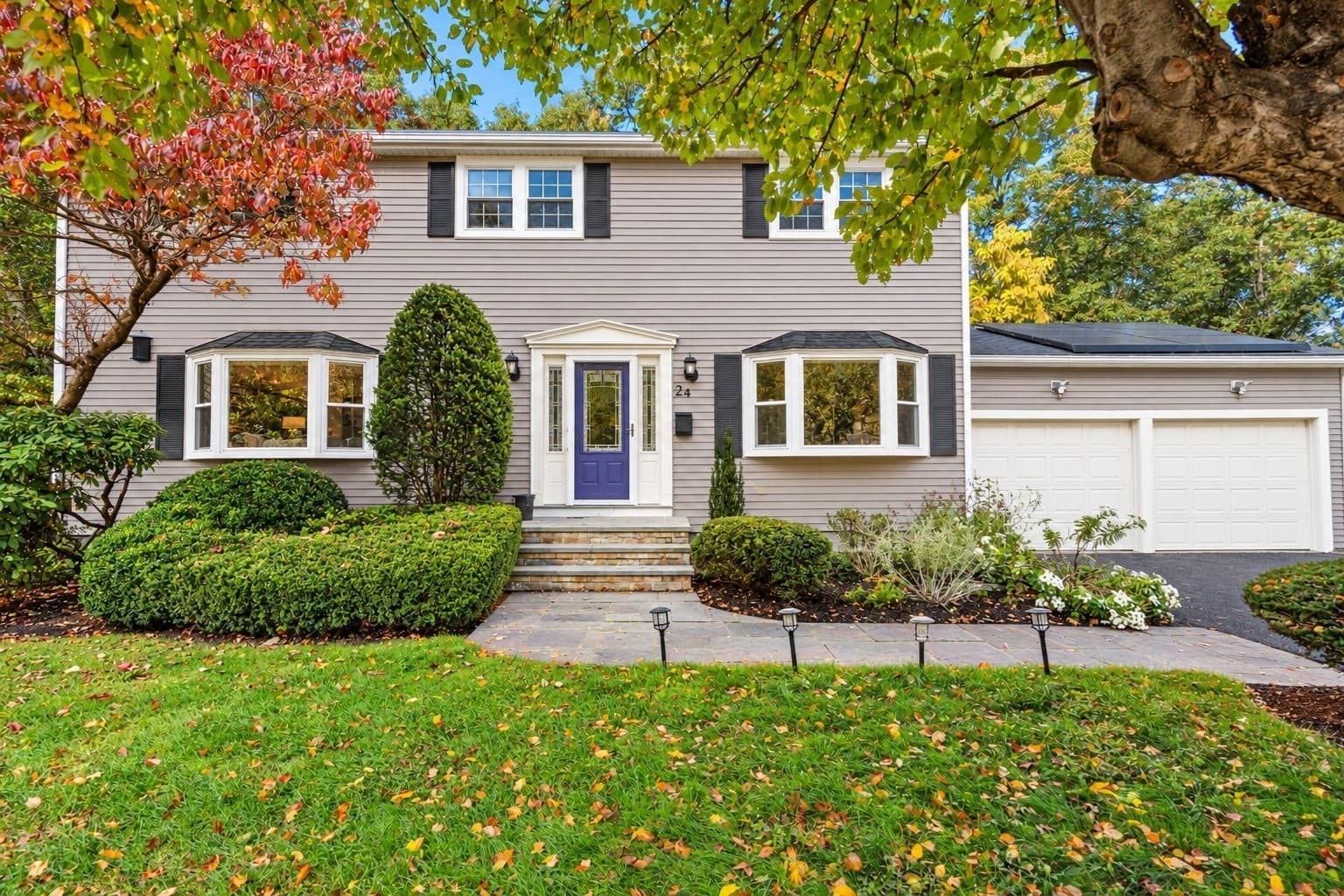 24 Pauline Dr, Natick MA 01760