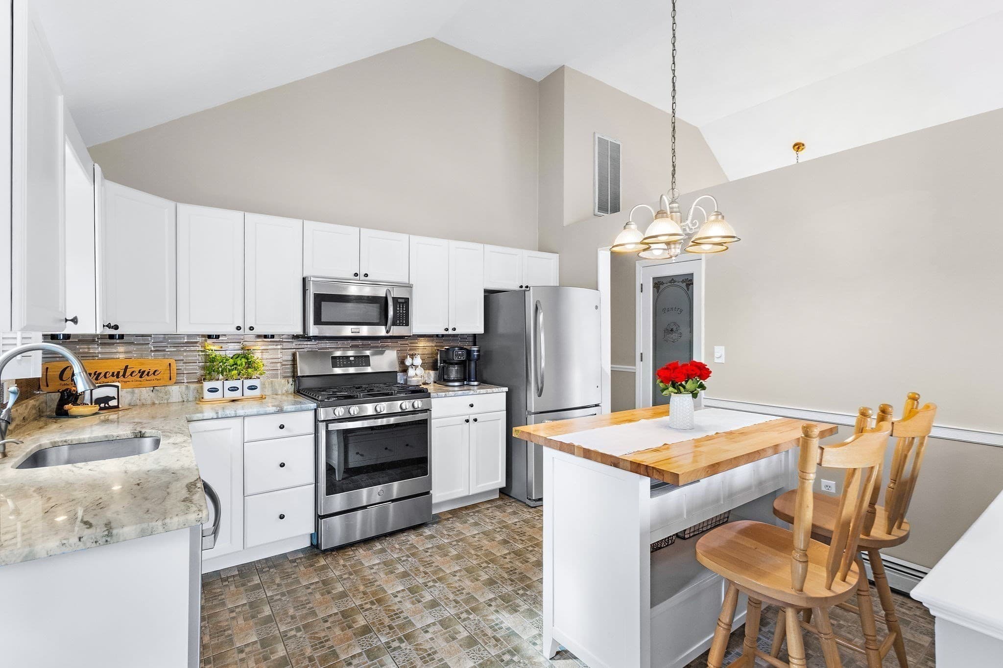Single Family Residence at 171 Ralph Talbot St, Weymouth MA 02190, photo 13 of 37