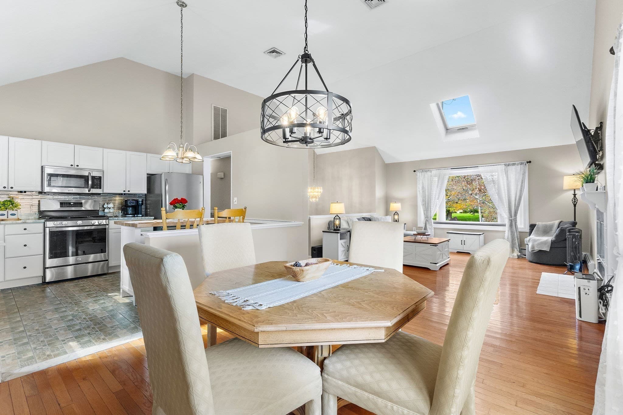Single Family Residence at 171 Ralph Talbot St, Weymouth MA 02190, photo 10 of 37
