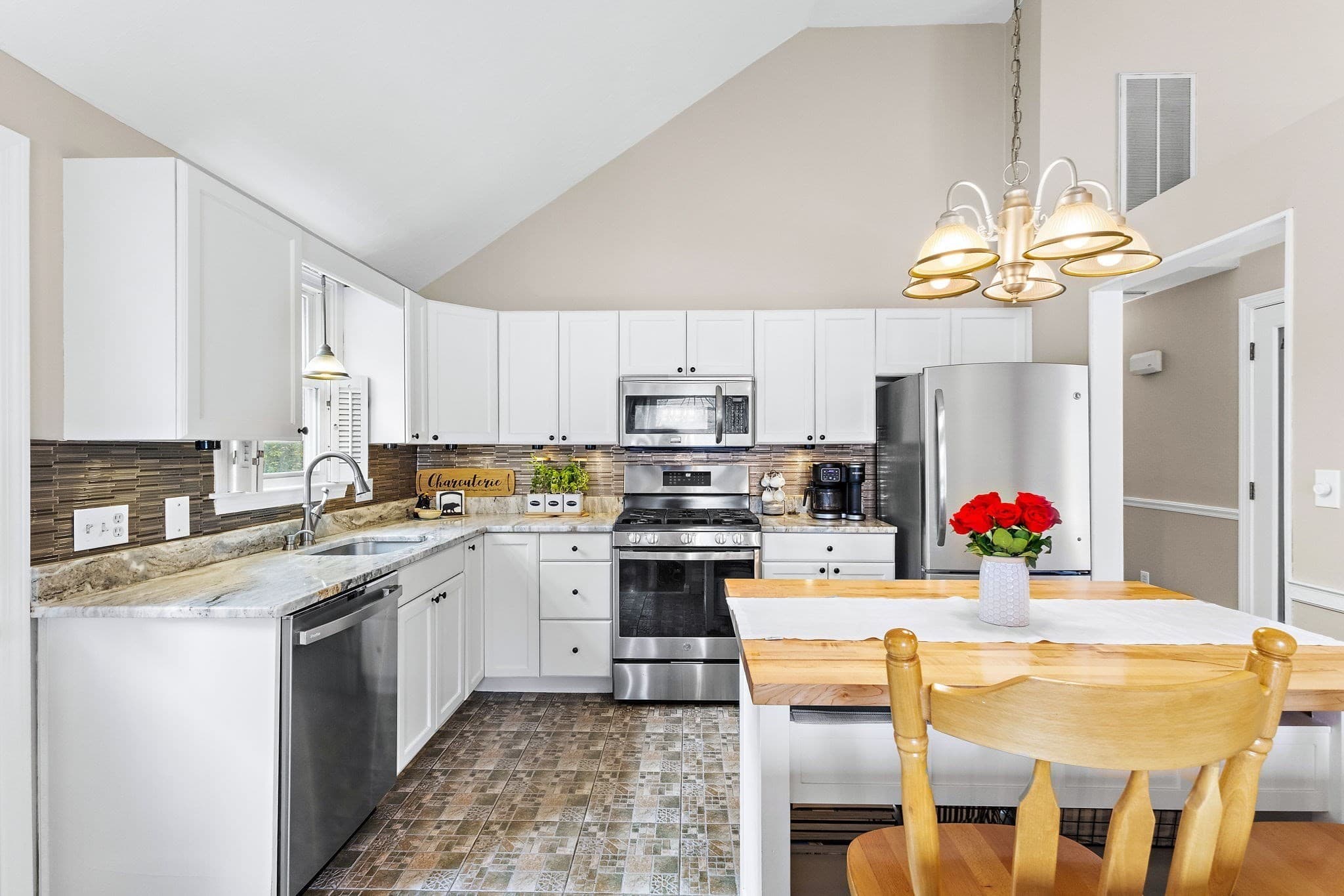 Single Family Residence at 171 Ralph Talbot St, Weymouth MA 02190, photo 11 of 37