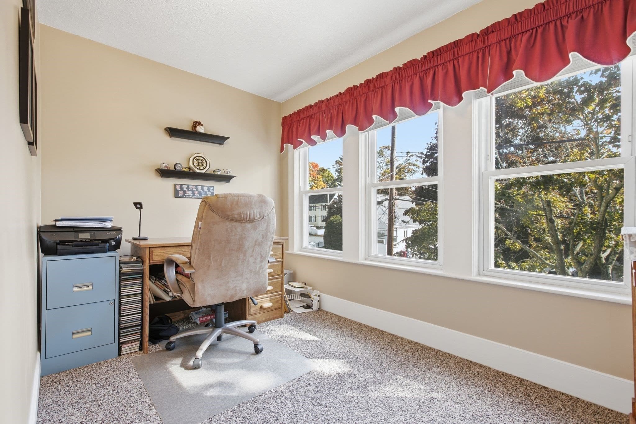 Single Family Residence at 26 Tappan St, Melrose MA 02176, photo 14 of 37