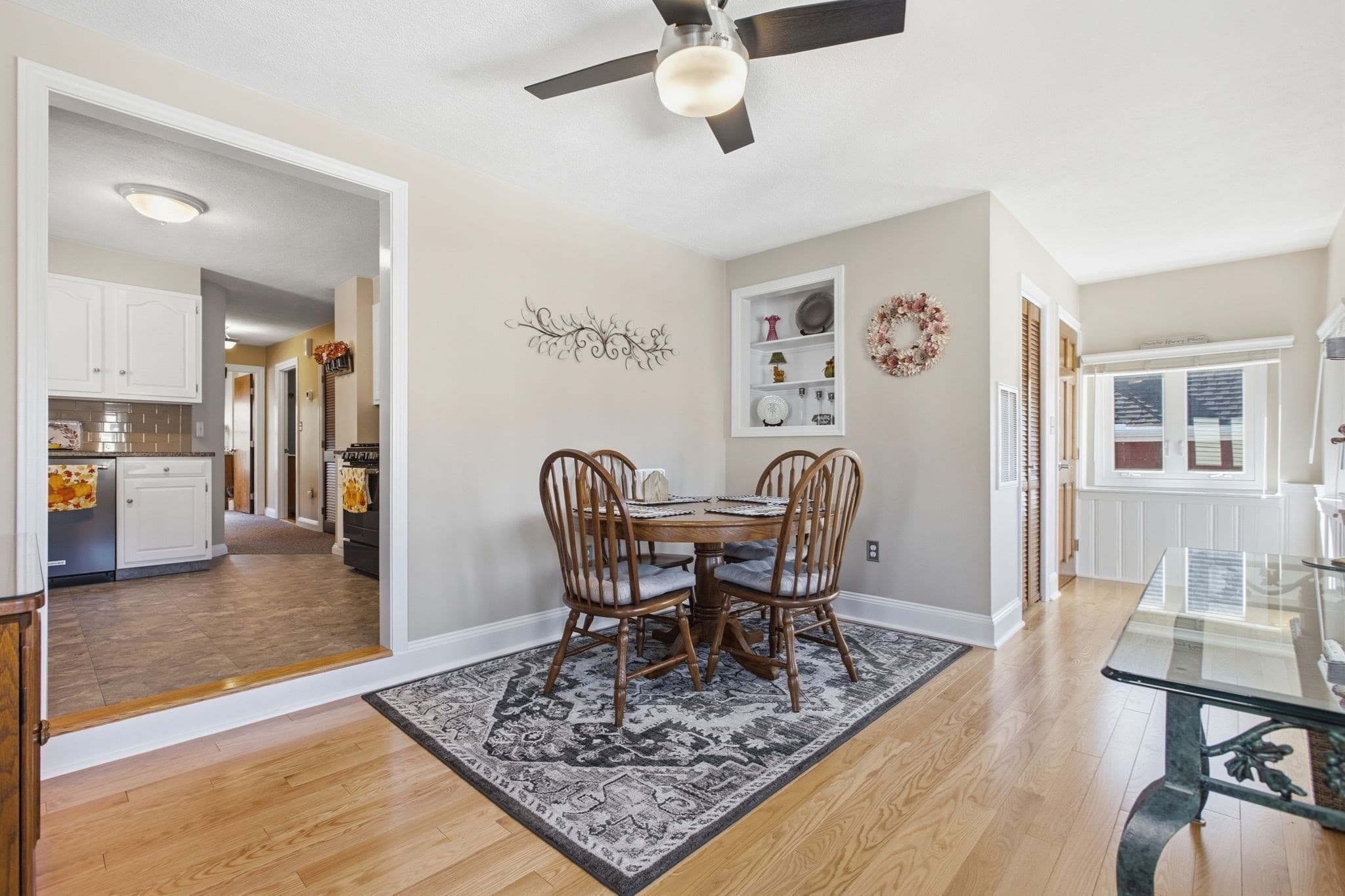 Single Family Residence at 26 Tappan St, Melrose MA 02176, photo 8 of 37