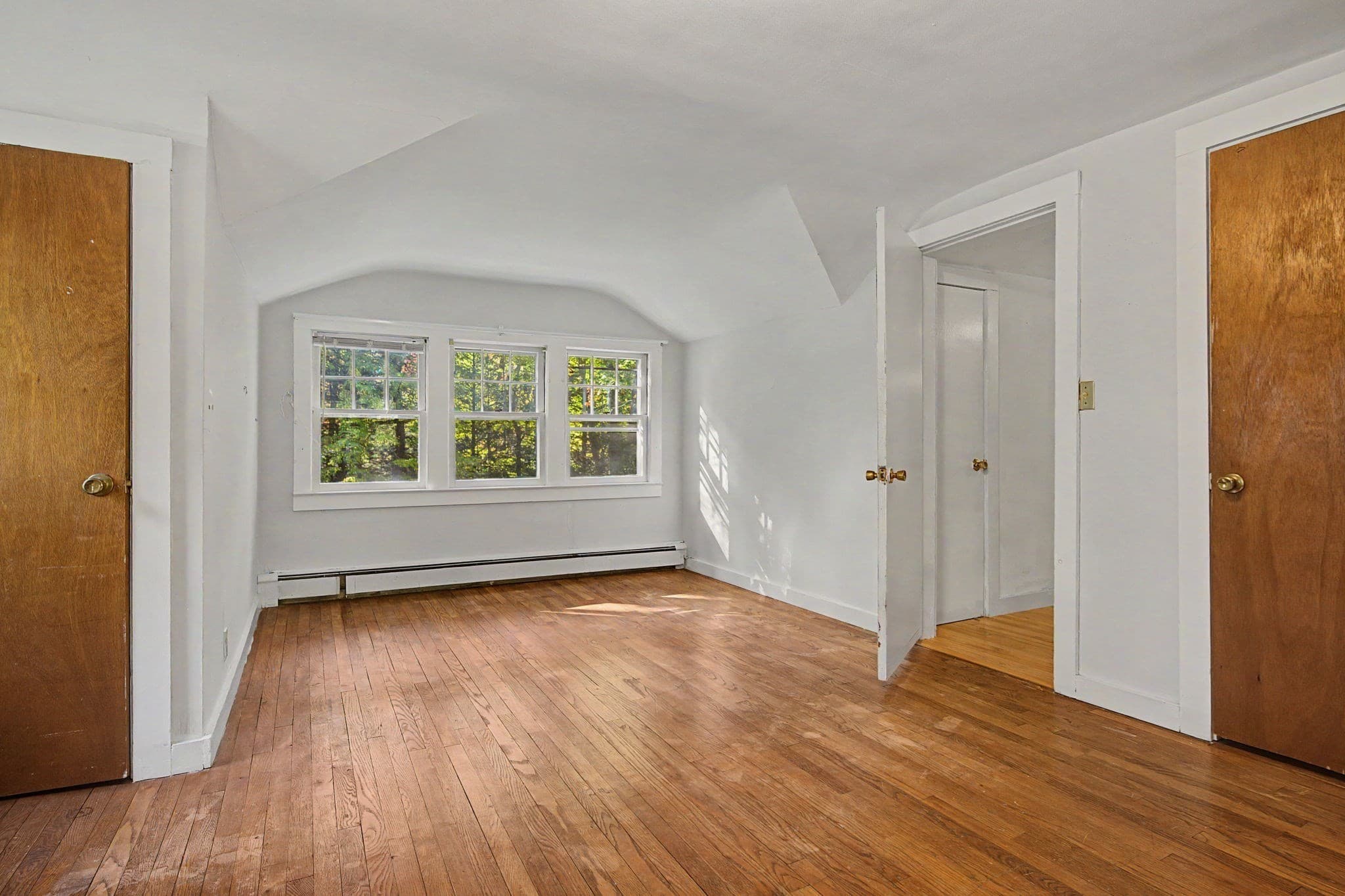 Single Family Residence at 68 Coles Meadow Rd, Northampton MA 01060, photo 17 of 42