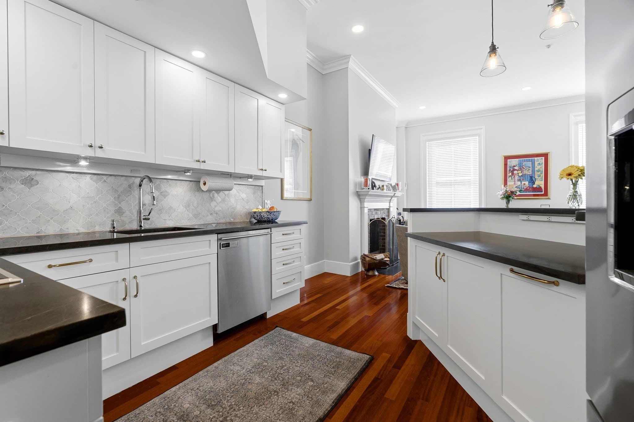 Condominium at 24 Marlborough St # 6, Boston MA 02116, photo 13 of 38
