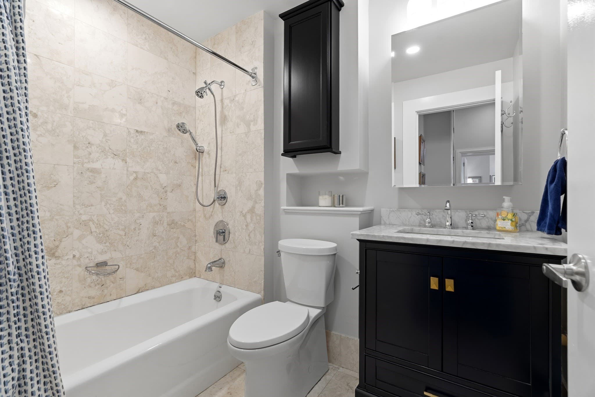 Condominium at 24 Marlborough St # 6, Boston MA 02116, photo 26 of 38