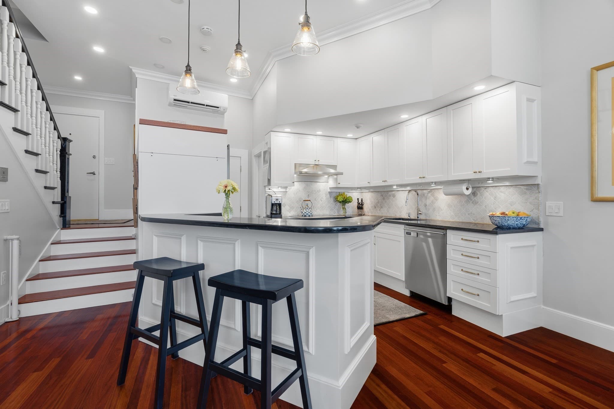 Condominium at 24 Marlborough St # 6, Boston MA 02116, photo 11 of 38