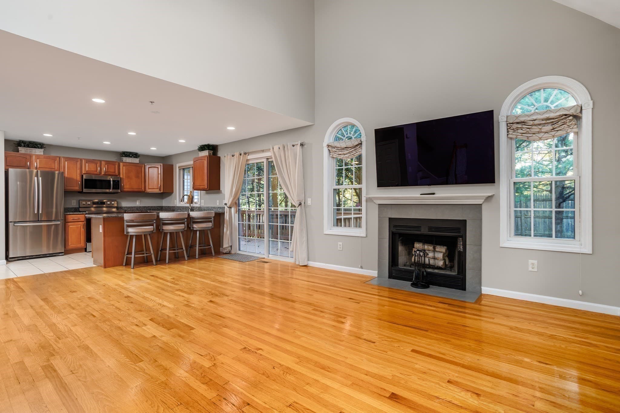 Condominium at 7 Patriots Way # D, Sterling MA 01564, photo 6 of 36
