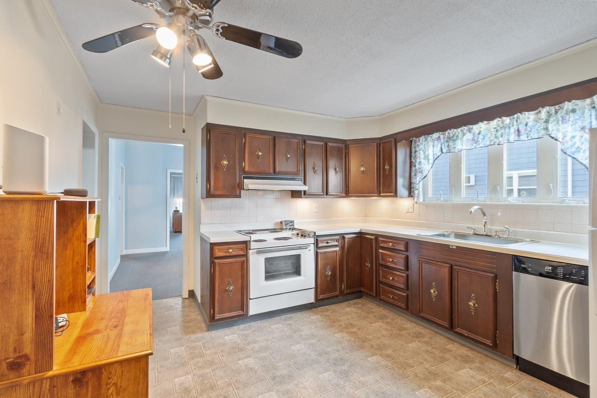 Multi Family at 12-14 Marshall Street, Medford MA 02155, photo 29 of 40