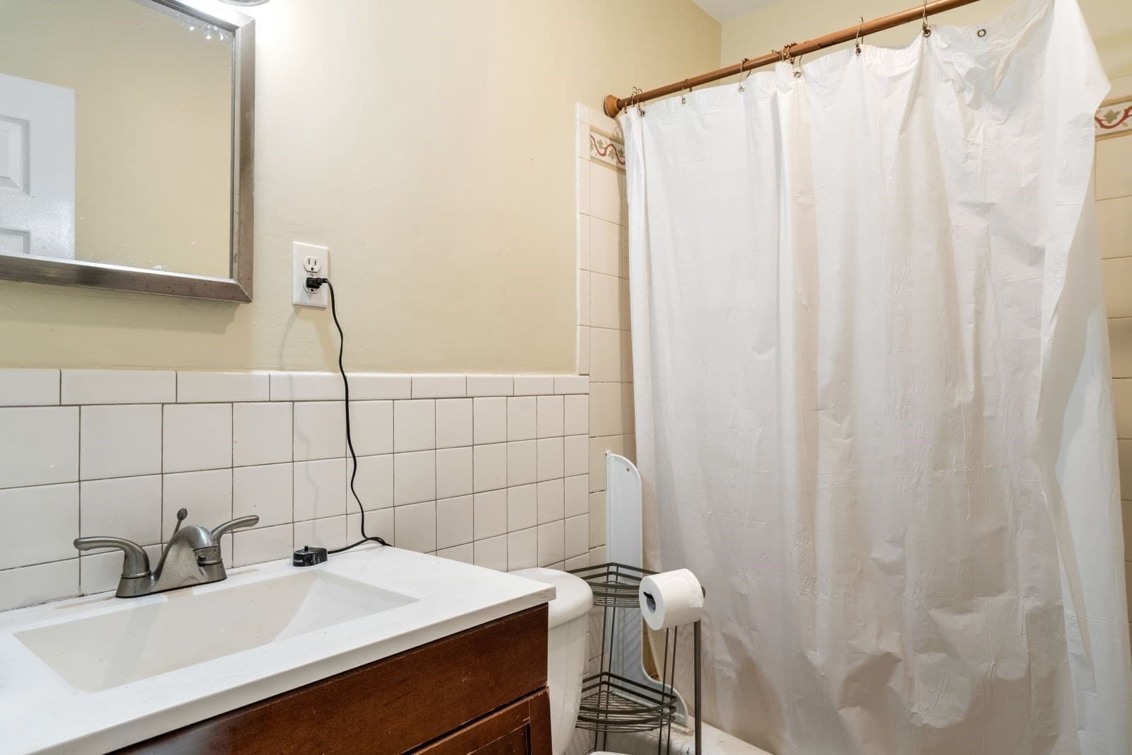 Apartment at 182 West Brookline Street # 1, Boston MA 02118, photo 5 of 12