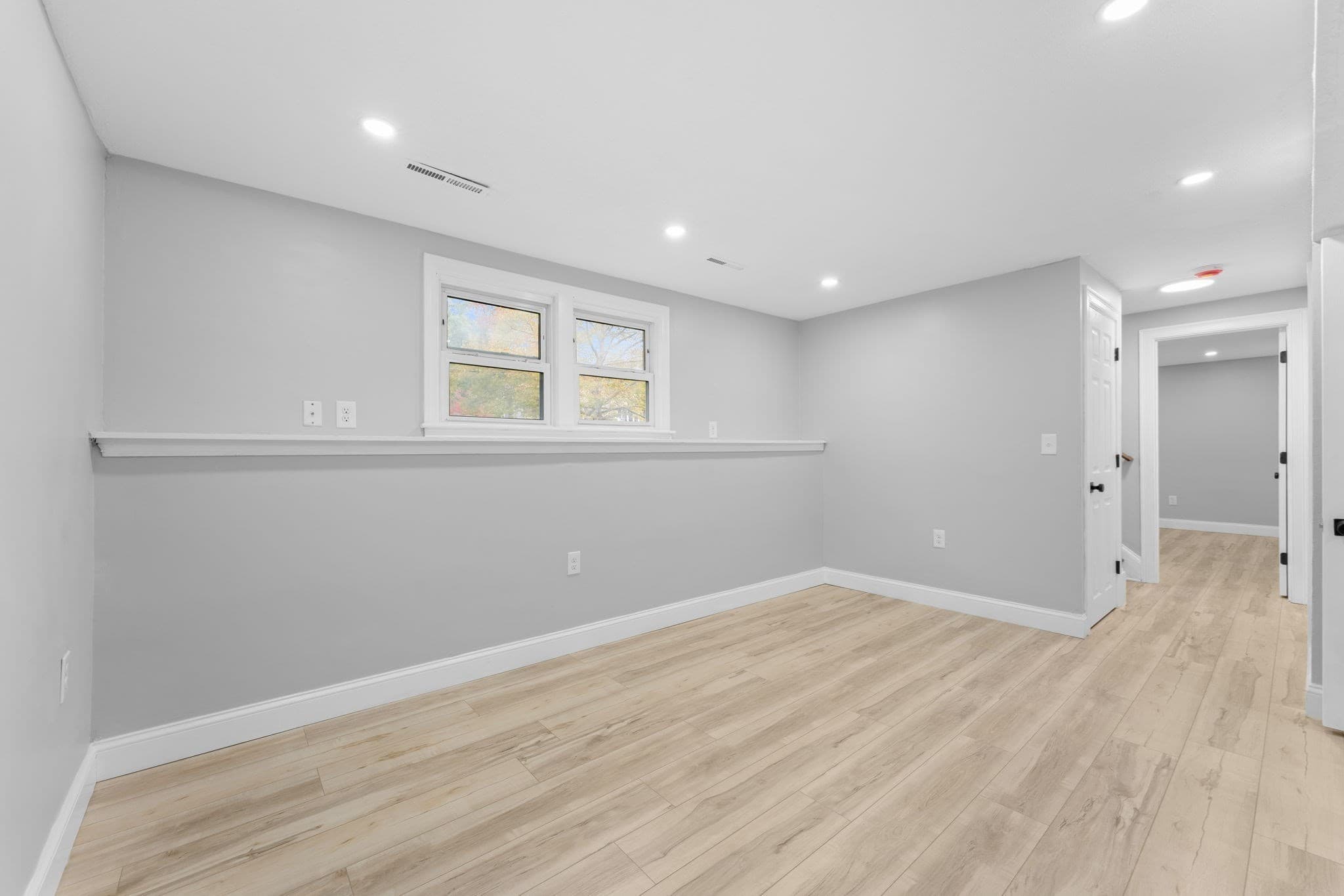 Single Family Residence at 124 Auburn St, Whitman MA 02382, photo 16 of 24