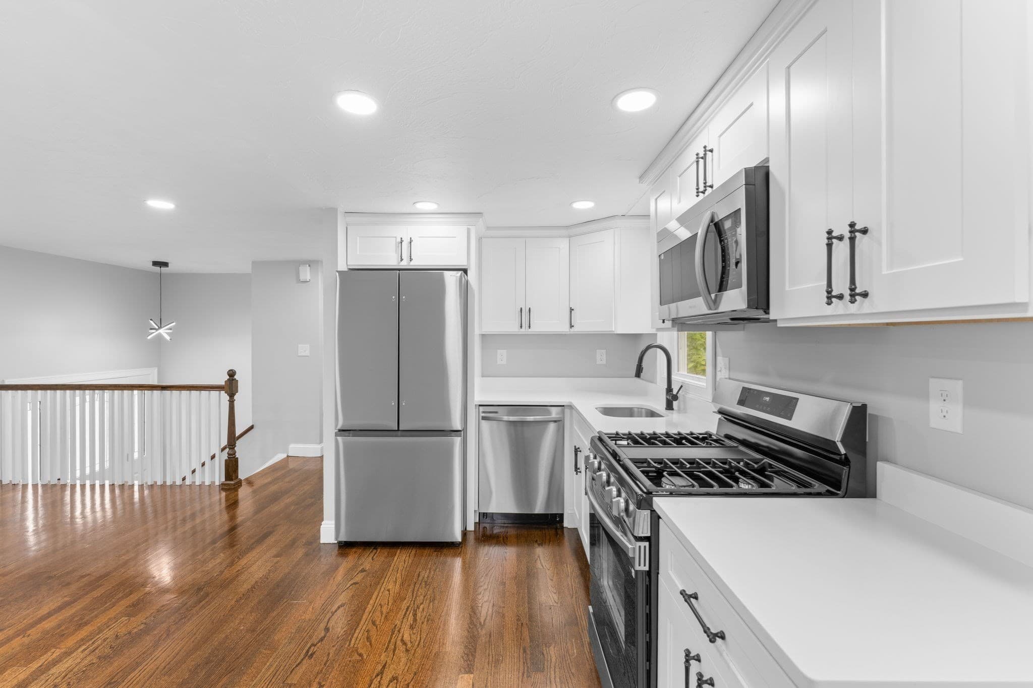 Single Family Residence at 124 Auburn St, Whitman MA 02382, photo 8 of 24