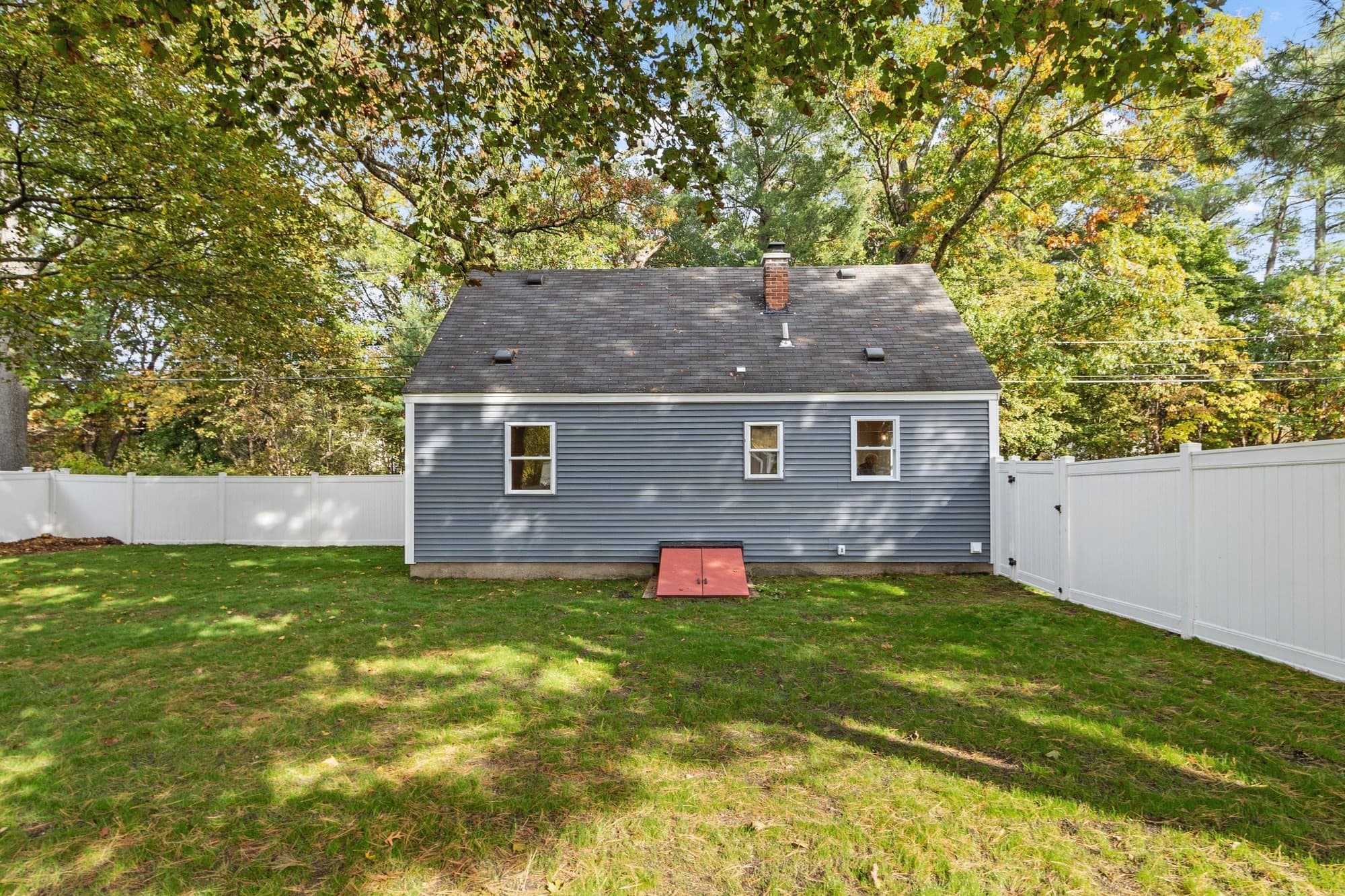 Single Family Residence at 143 Foster Road, Tewksbury MA 01876, photo 9 of 34