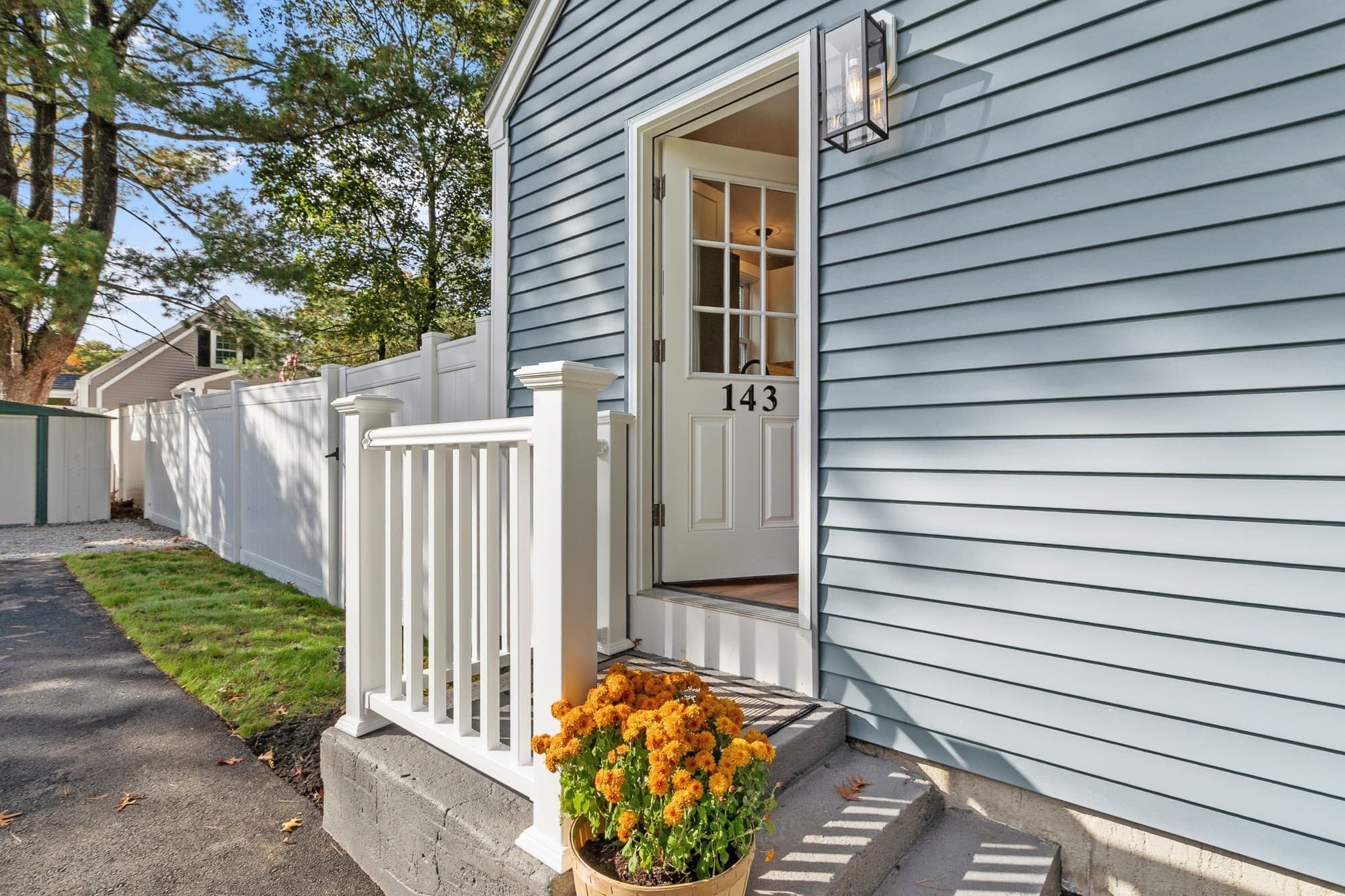 Single Family Residence at 143 Foster Road, Tewksbury MA 01876, photo 10 of 34
