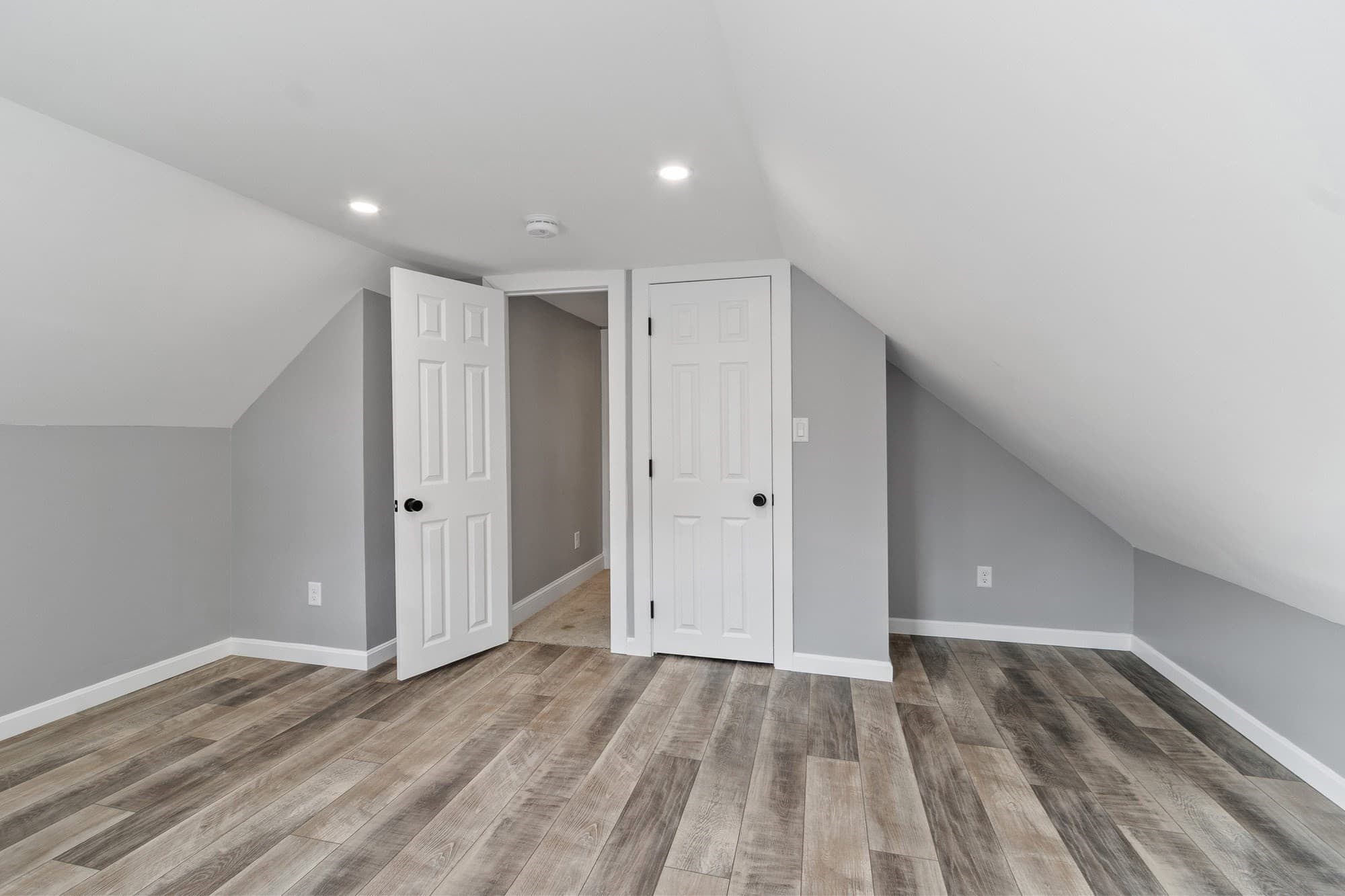 Single Family Residence at 143 Foster Road, Tewksbury MA 01876, photo 29 of 34