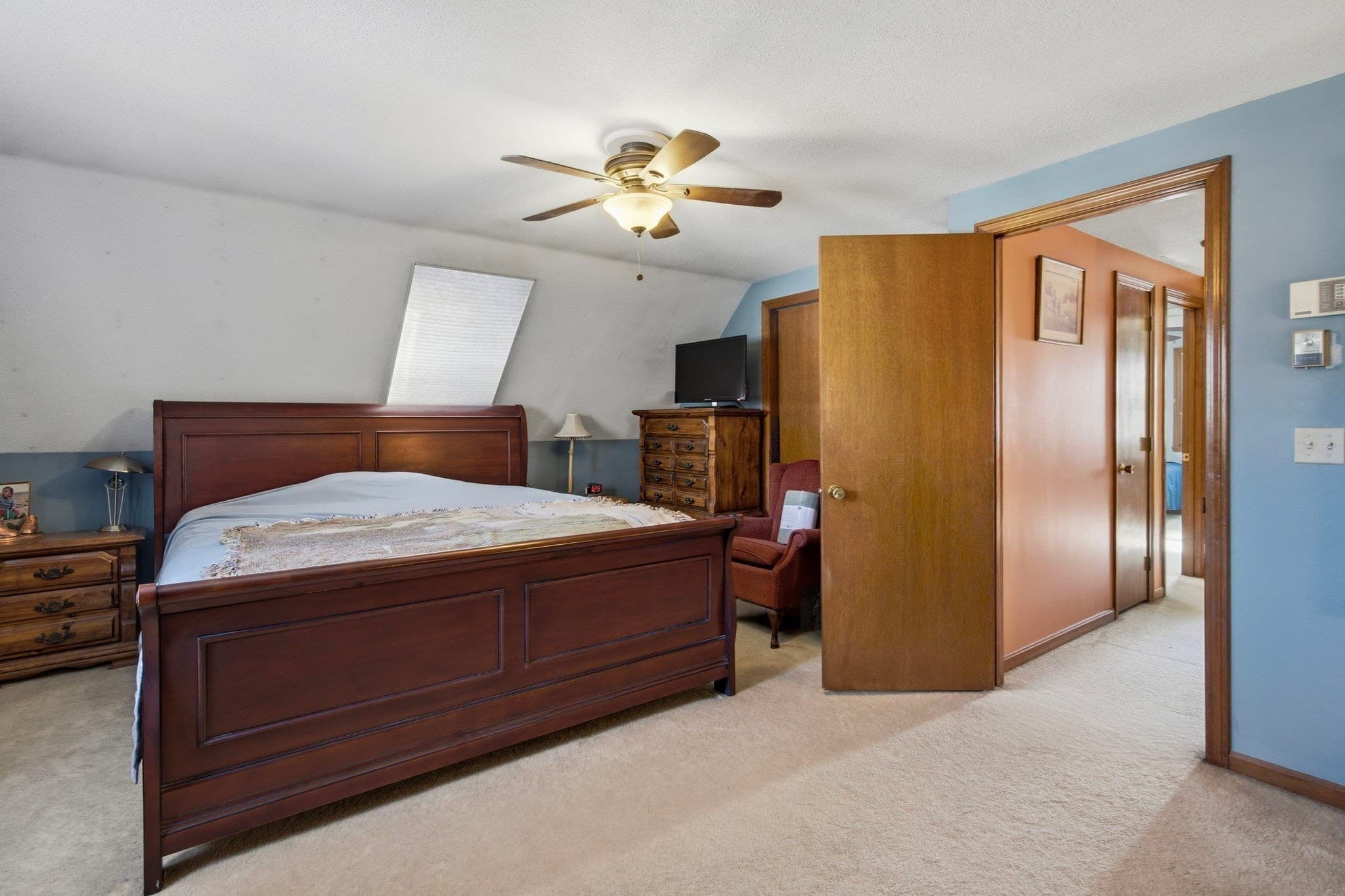 Single Family Residence at 3 Matthew Drive, Easthampton MA 01027, photo 18 of 32