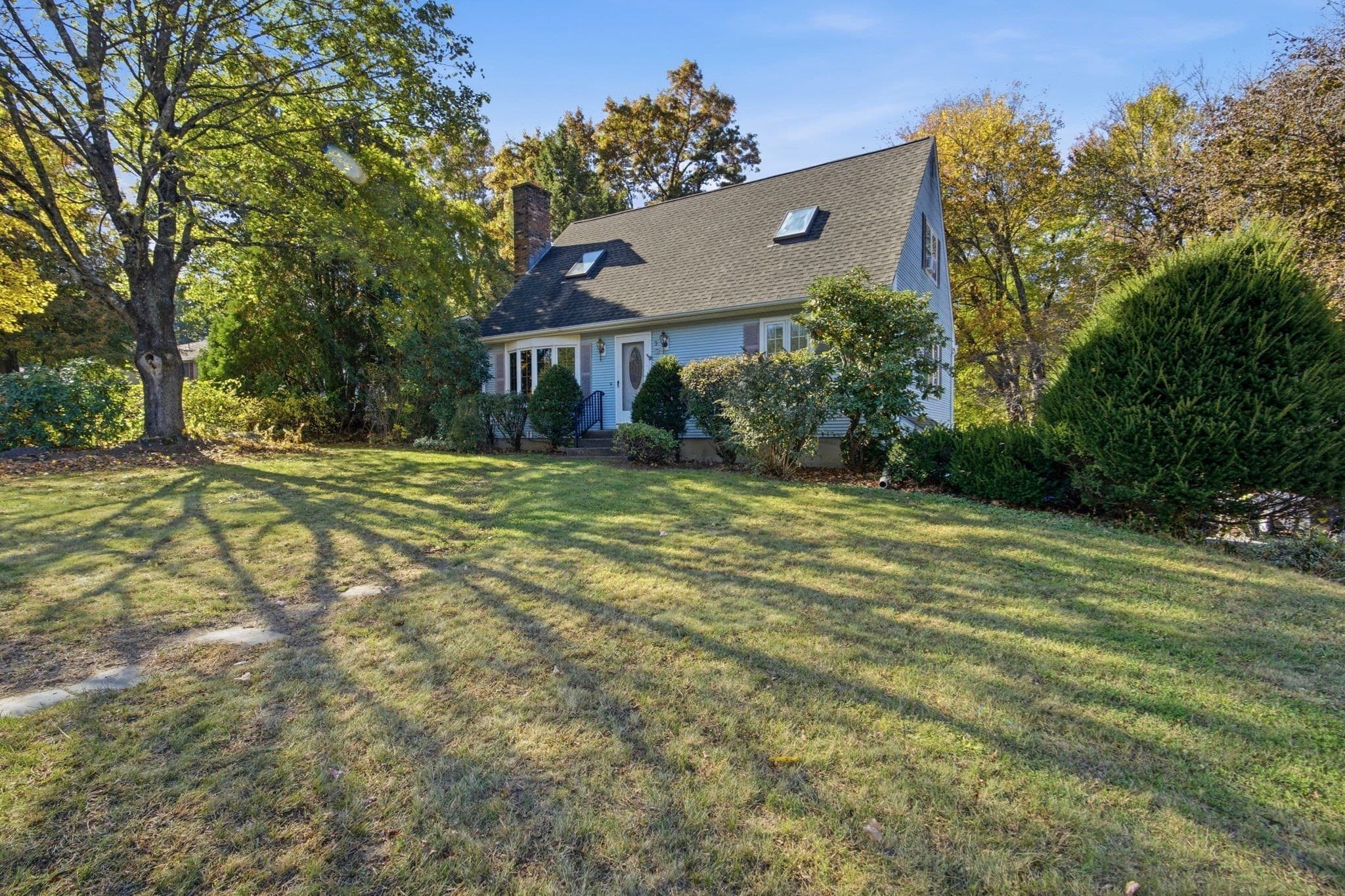 Single Family Residence at 3 Matthew Drive, Easthampton MA 01027, photo 4 of 32
